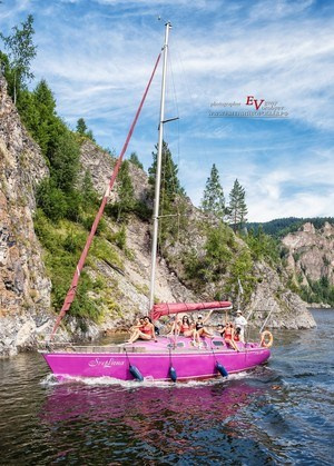 Цена стоимость описание фотосессий в Красноярске студийная свадебная семейная бизнес портрет индустриальная лавстори love story фотосъёмка