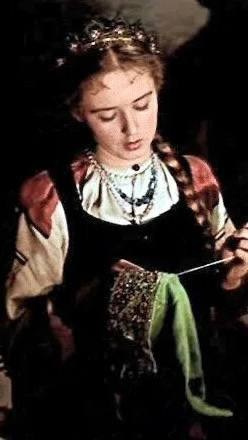 Русский народный костюм. Костюмер, художник кино и телевидения в спб