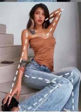 Идея для фотосессии в студии: джинсы, топ