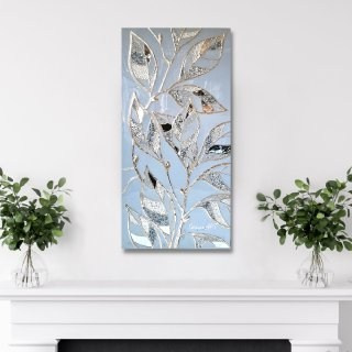 Сливовая ветвь. Художник