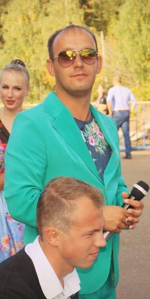 Поющий ведущий Сергей Голубев. Ведущий, Тамада, DJ, фото в Перми. Хорошее настроение