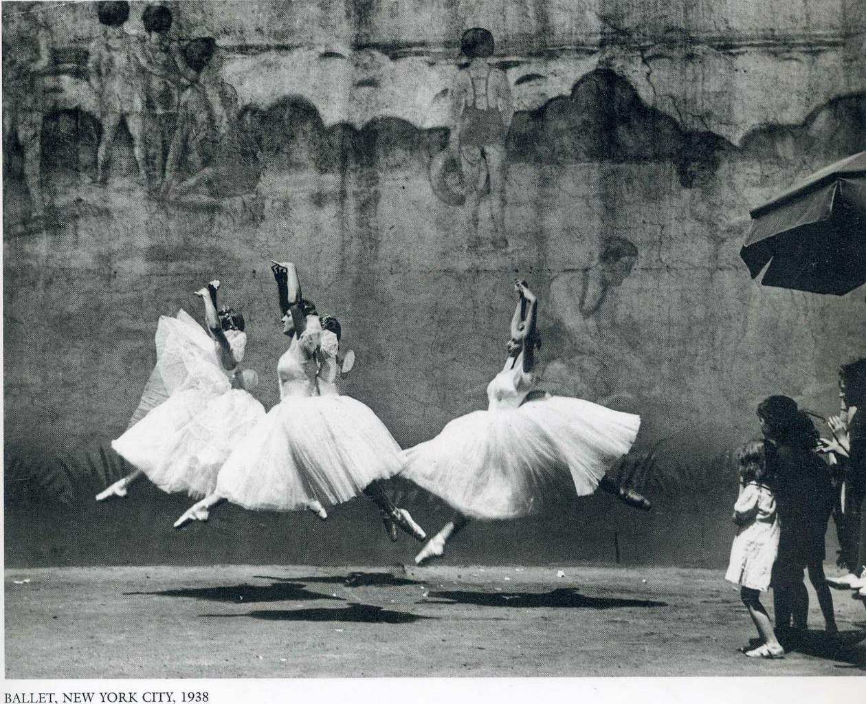 Выпускной альбом в Ростове-на-Дону, фотограф Денис Зимин. Выпускные альбомы, фотограф Денис Зимин в городе Ростове-на-Дону