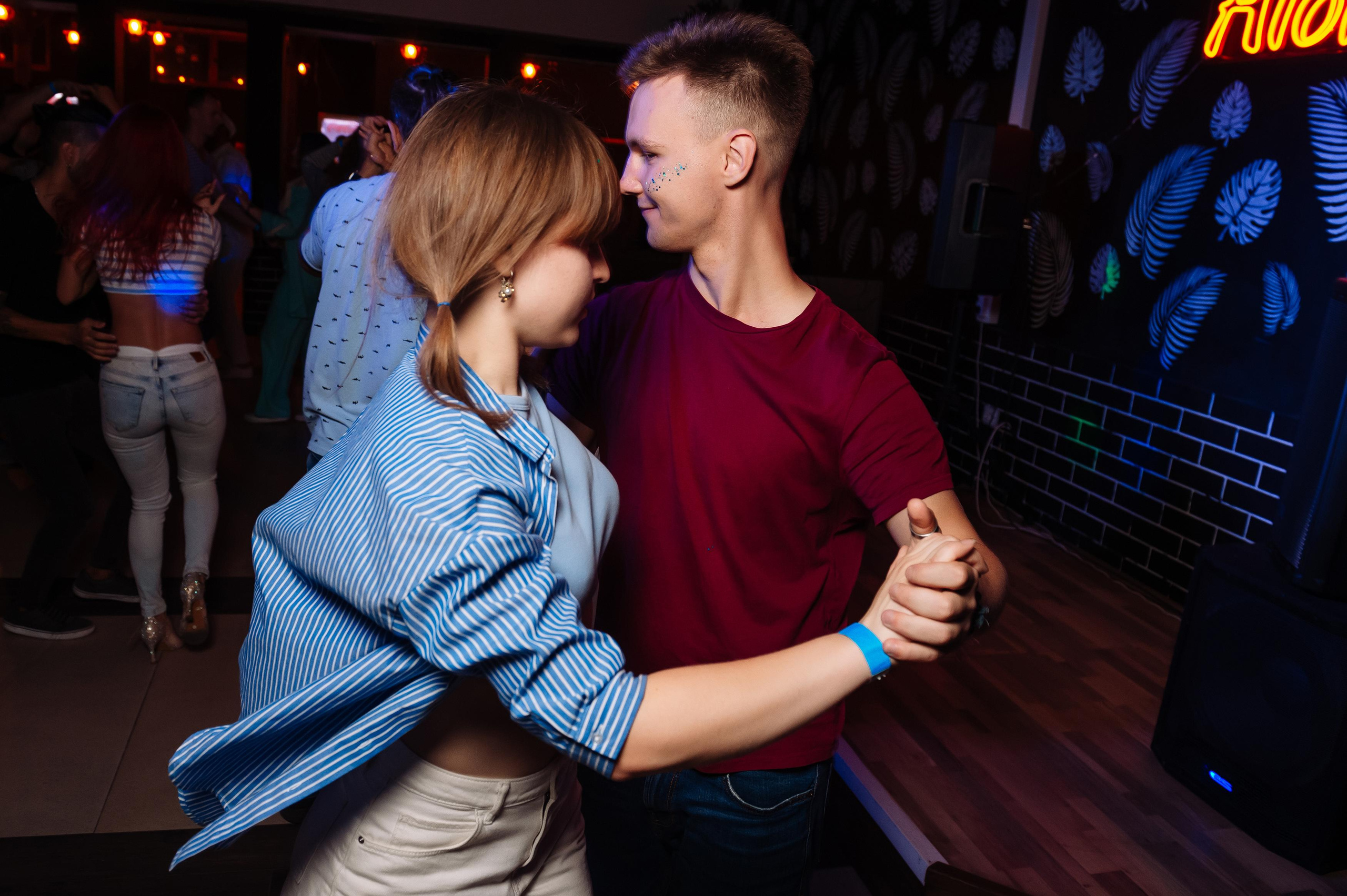 Школа социальных танцев Casa Latina. Репортажный и свадебный фотограф в Курске Борис Захарчук