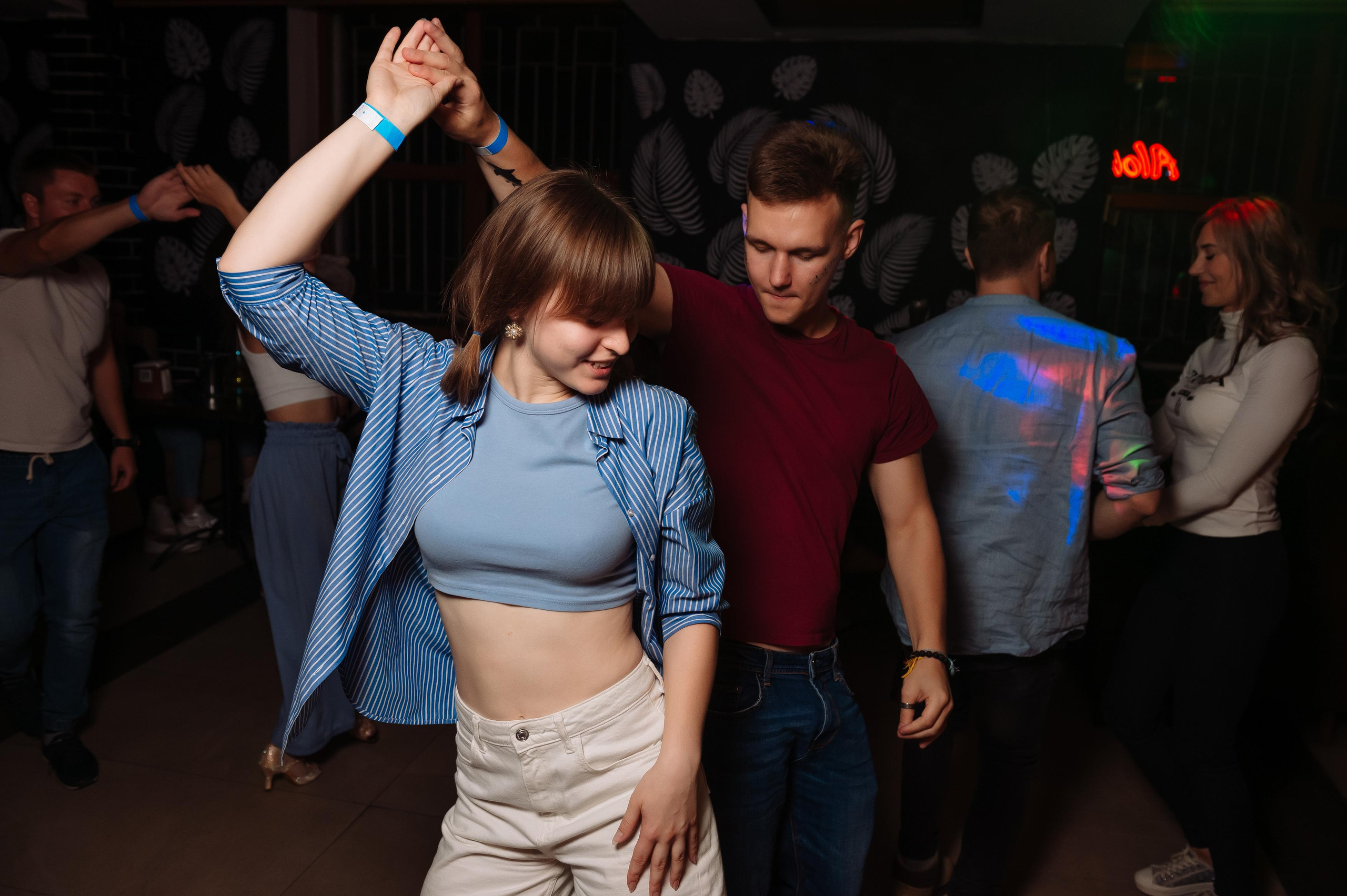 Школа социальных танцев Casa Latina. Репортажный и свадебный фотограф в Курске Борис Захарчук