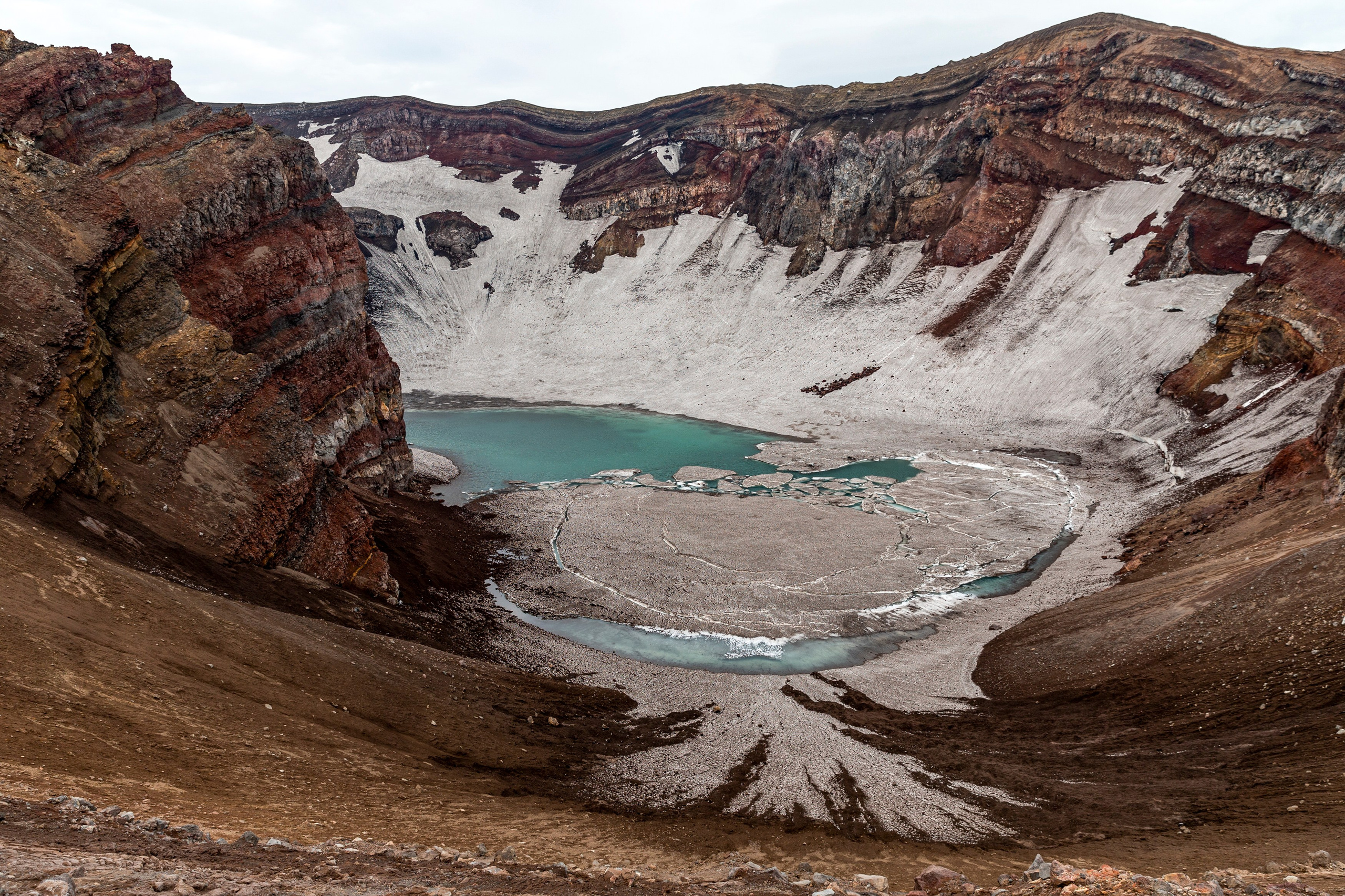 Вулкан Горелый — кратеры, озёра и походы. Время Камчатки: чтобы найти свой путь, нужно скорость умножить на время