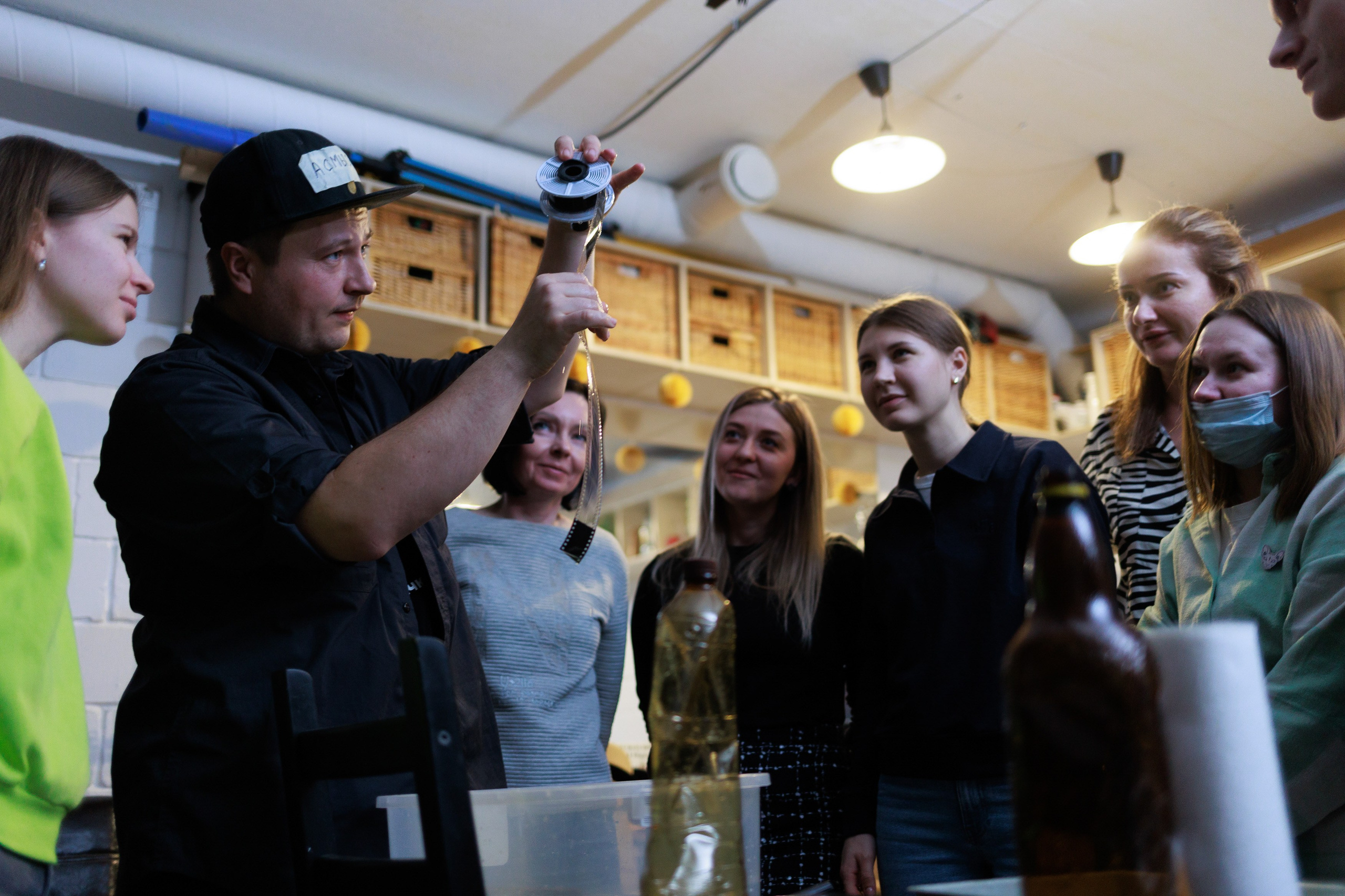 Вайбы пленочной фотографии: почему ее любит молодежь?. Плёночный фотограф, заказать фото на плёнку в Москве — Георгий Романов