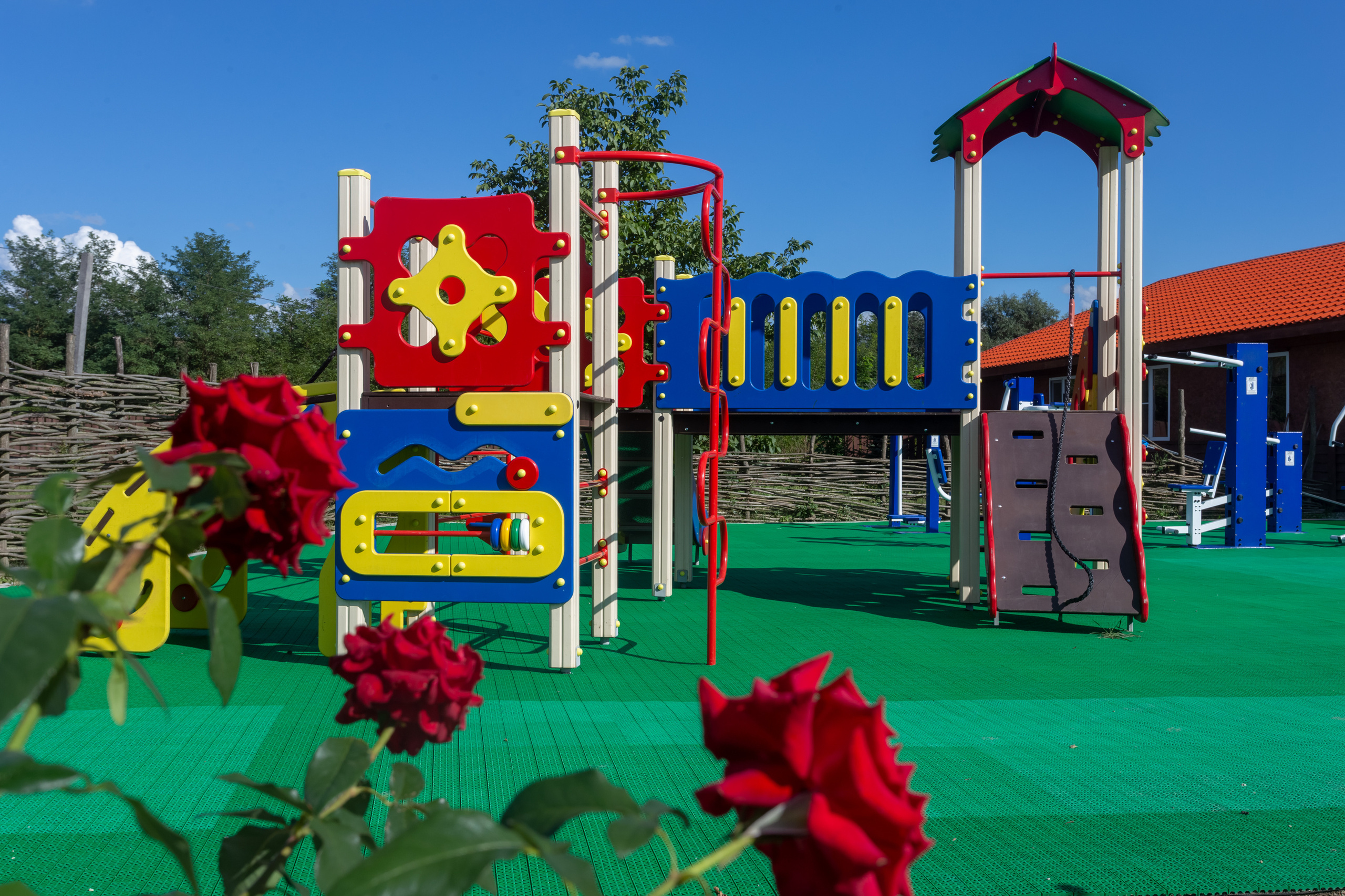 Инфраструктура Эко-усадьбы "Золотой ключик"