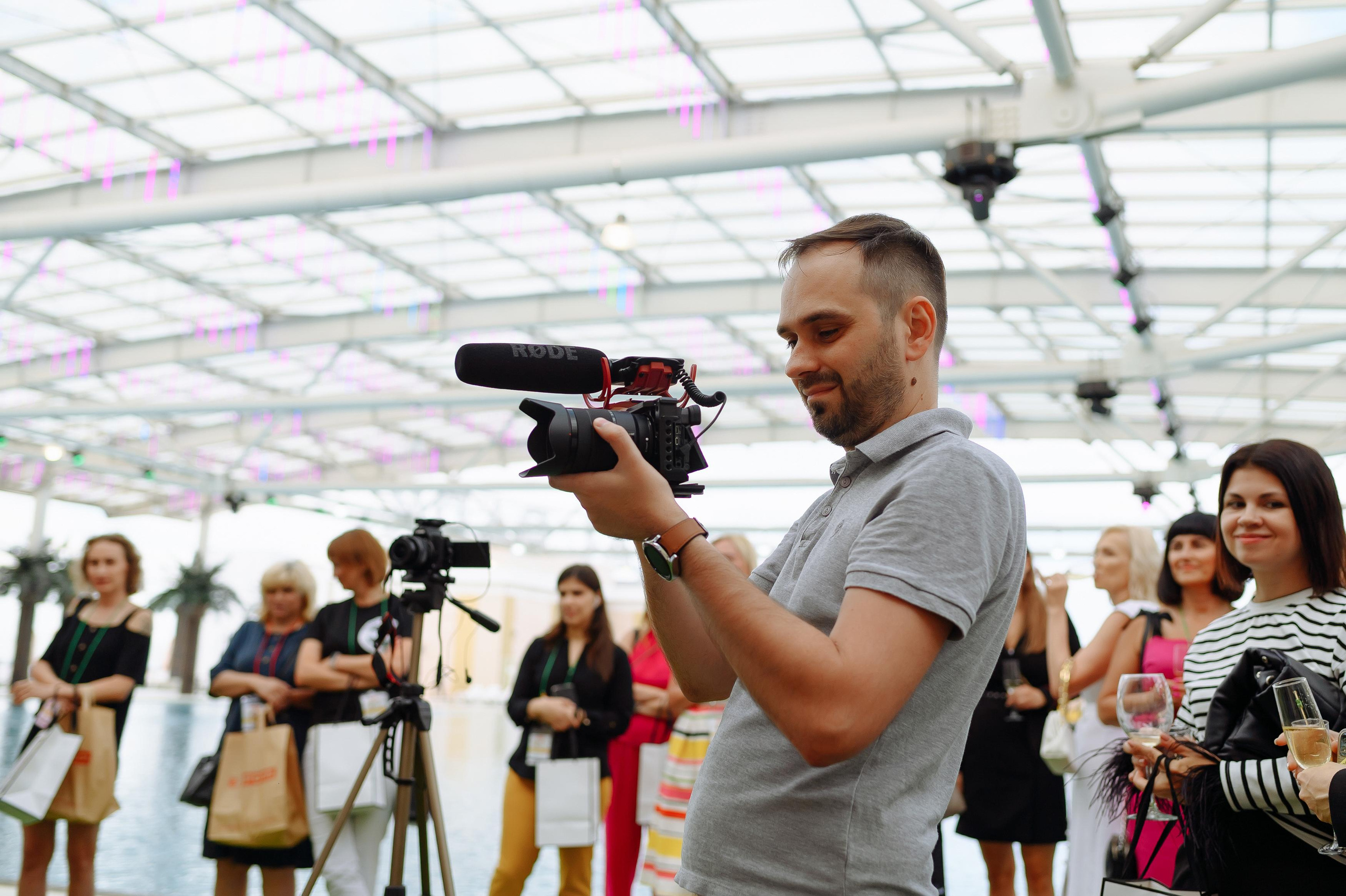 «Подружки Store» в ТЦ «Европа». Репортажный и свадебный фотограф в Курске Борис Захарчук