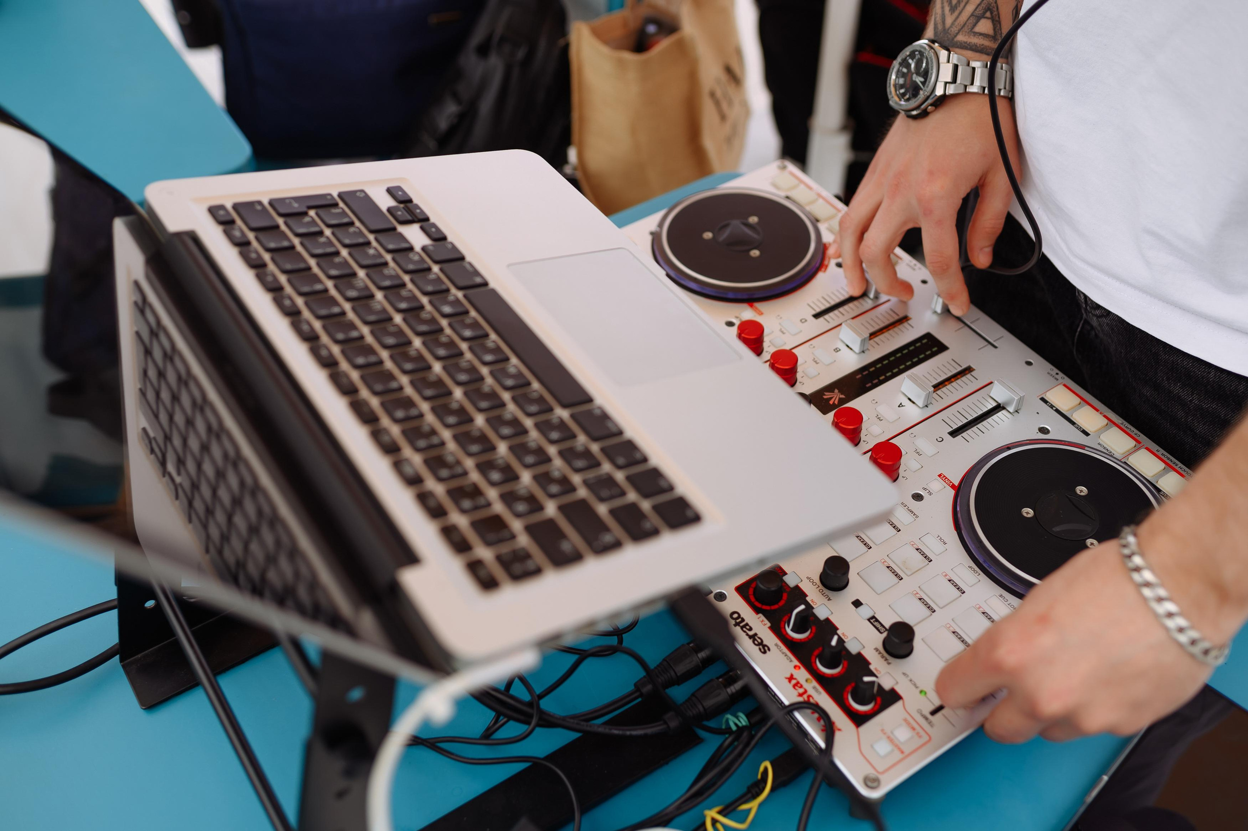 «Подружки Store» в ТЦ «Европа». Репортажный и свадебный фотограф в Курске Борис Захарчук