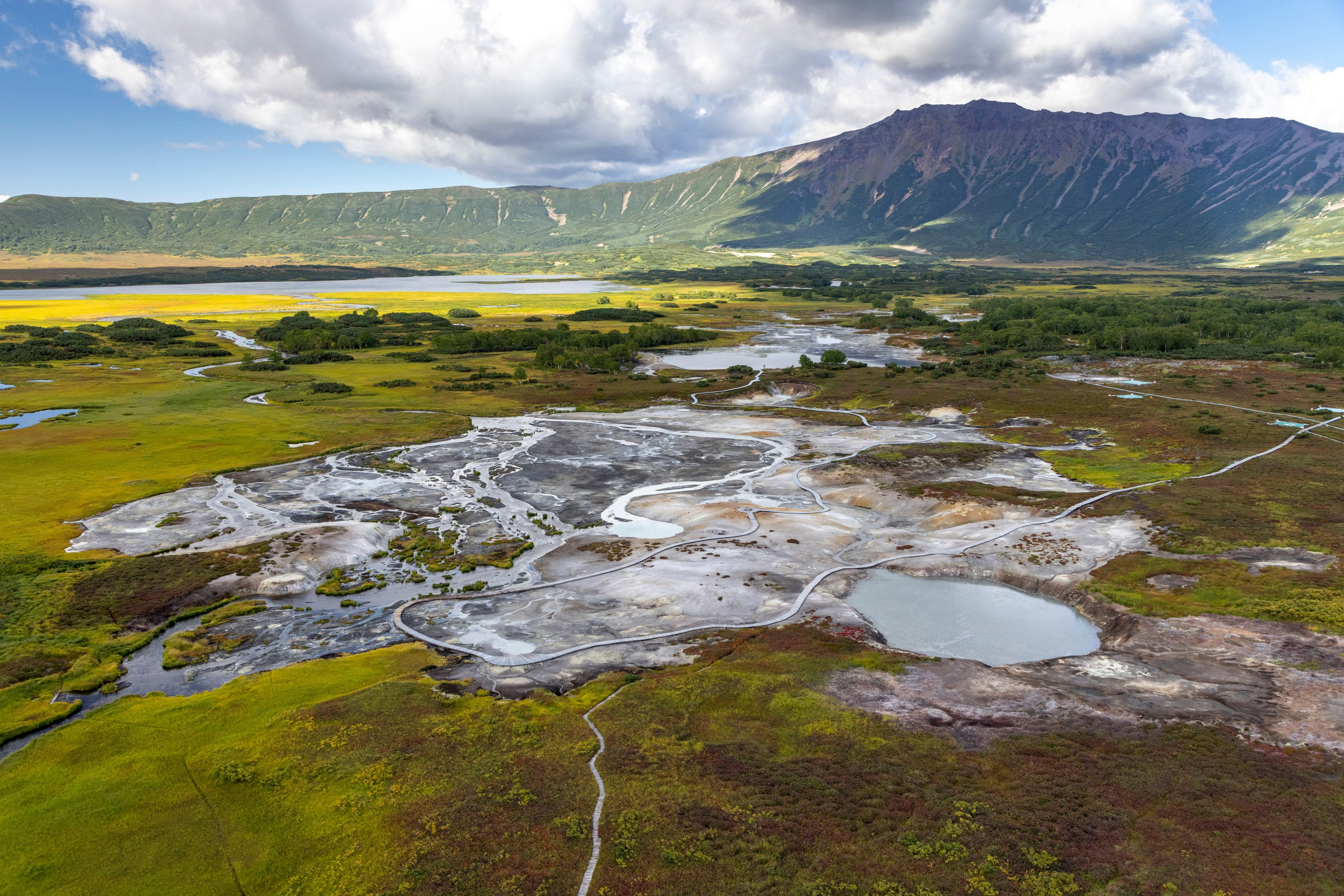 Вертолётные туры по Камчатке — лучшие локации за один день. Время Камчатки: чтобы найти свой путь, нужно скорость умножить на время