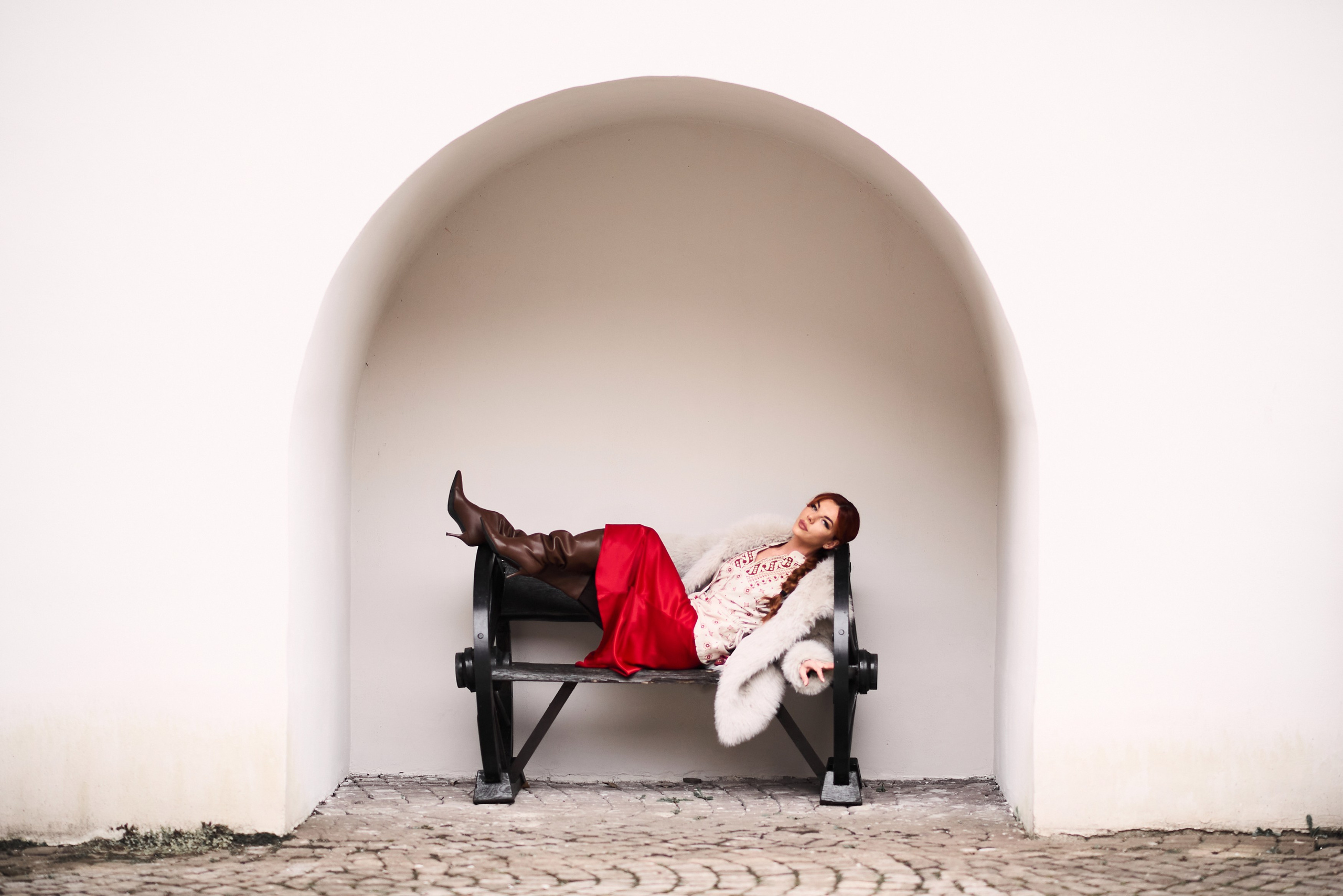 Красивые места для фотосессии в Сочи, Адлере, Красной поляне. Фотограф для женщин и мужчин, контента для бизнеса в Сочи, Адлере, Красной поляне, Розе Хутор