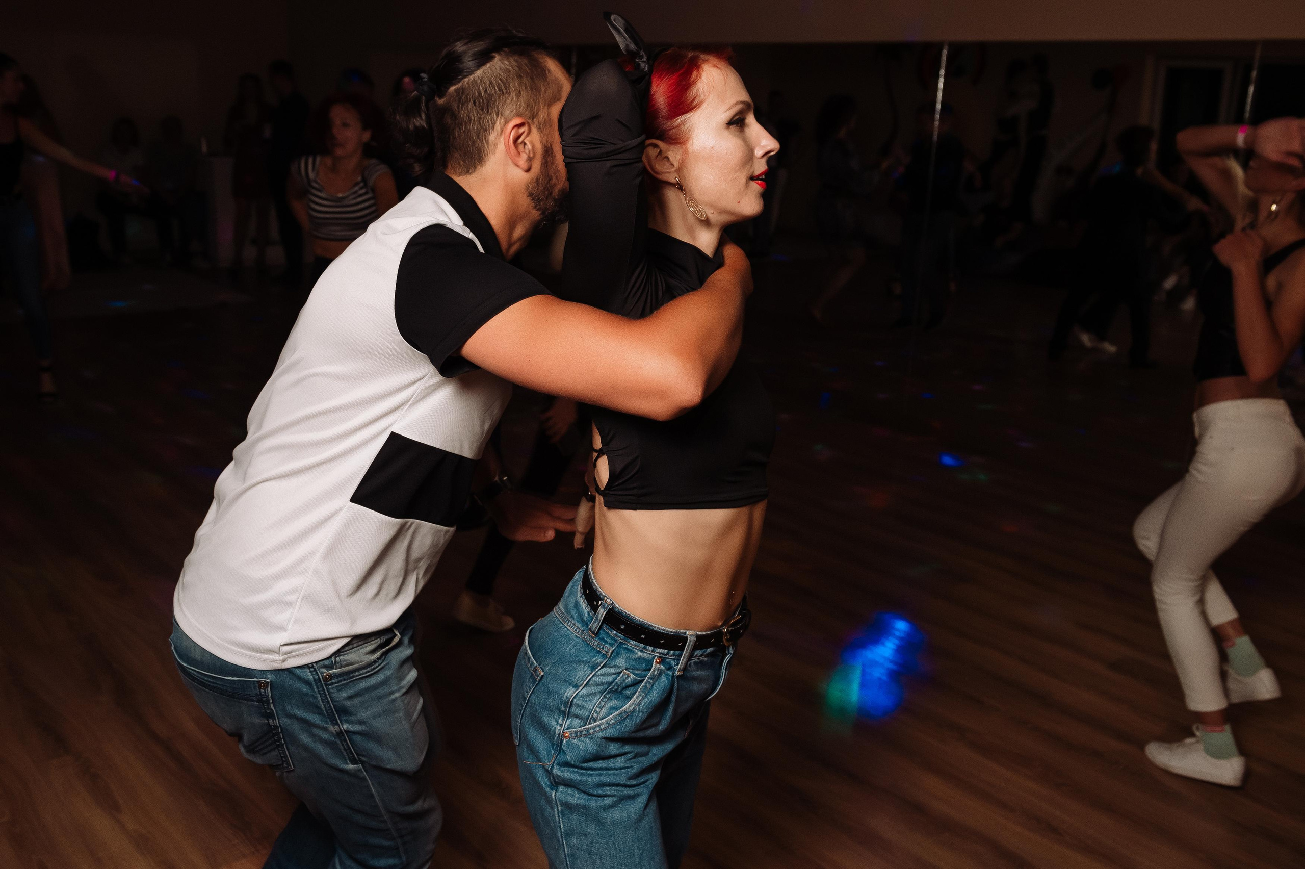 Школа социальных танцев Casa Latina. Репортажный и свадебный фотограф в Курске Борис Захарчук