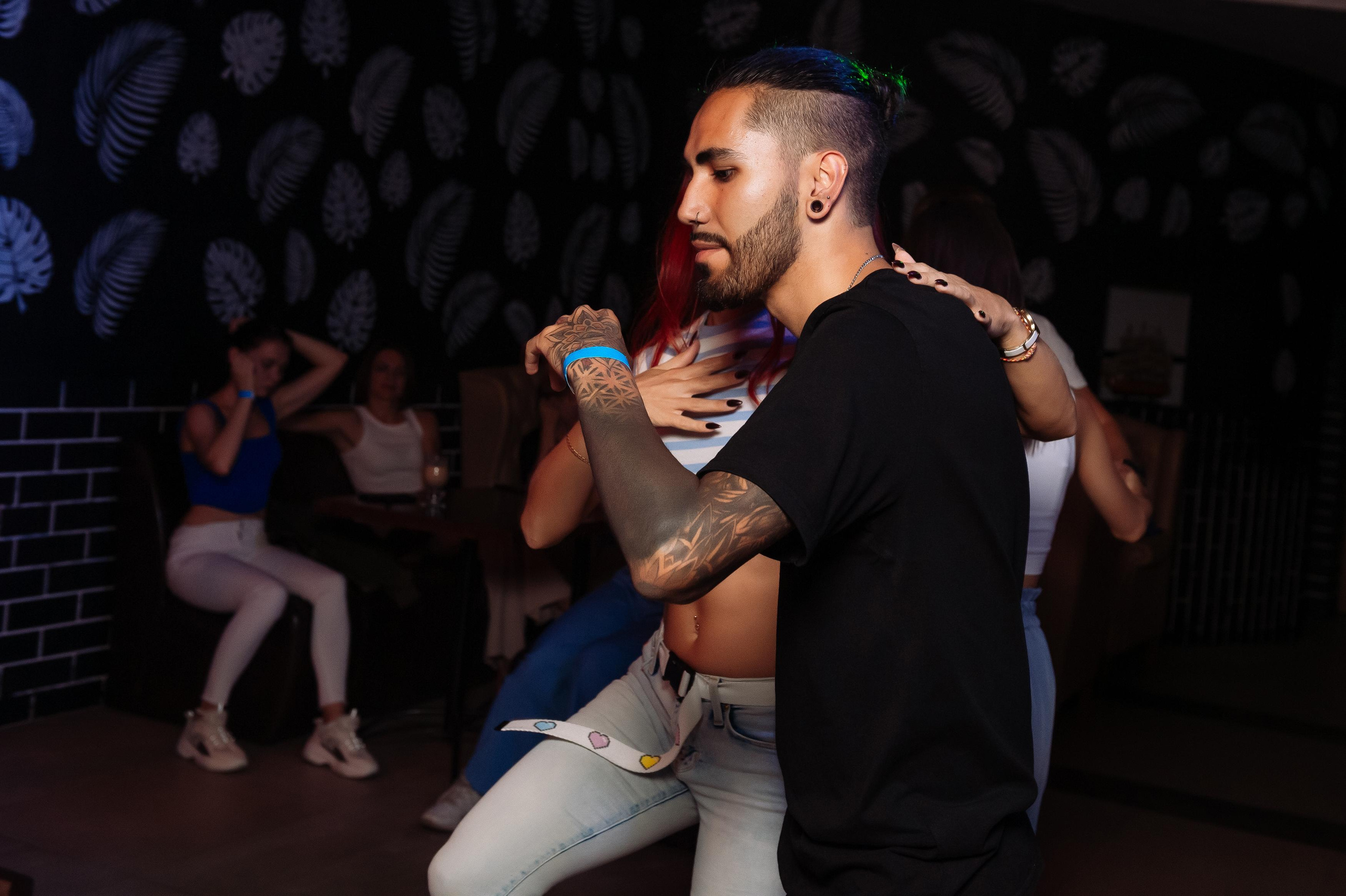 Школа социальных танцев Casa Latina. Репортажный и свадебный фотограф в Курске Борис Захарчук