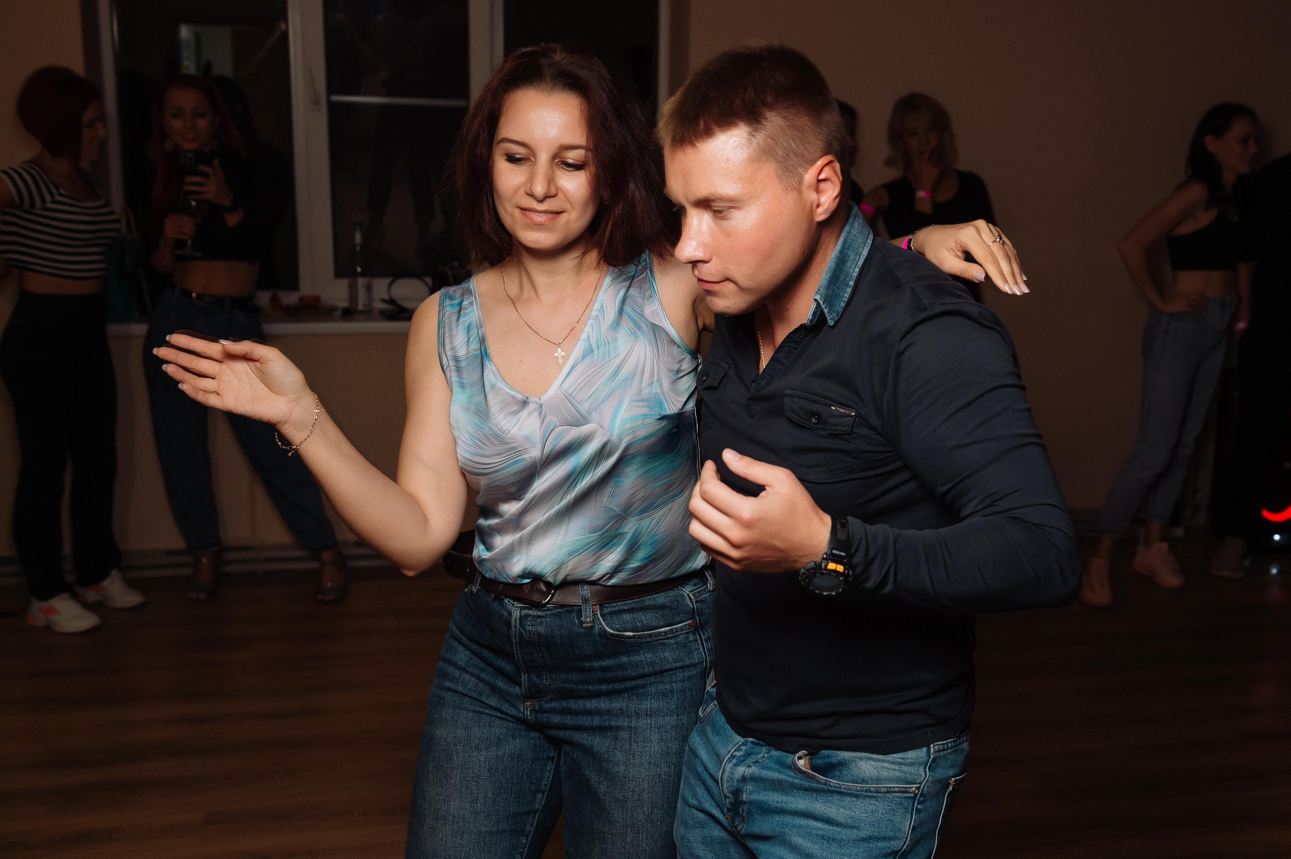 Школа социальных танцев Casa Latina. Репортажный и свадебный фотограф в Курске Борис Захарчук