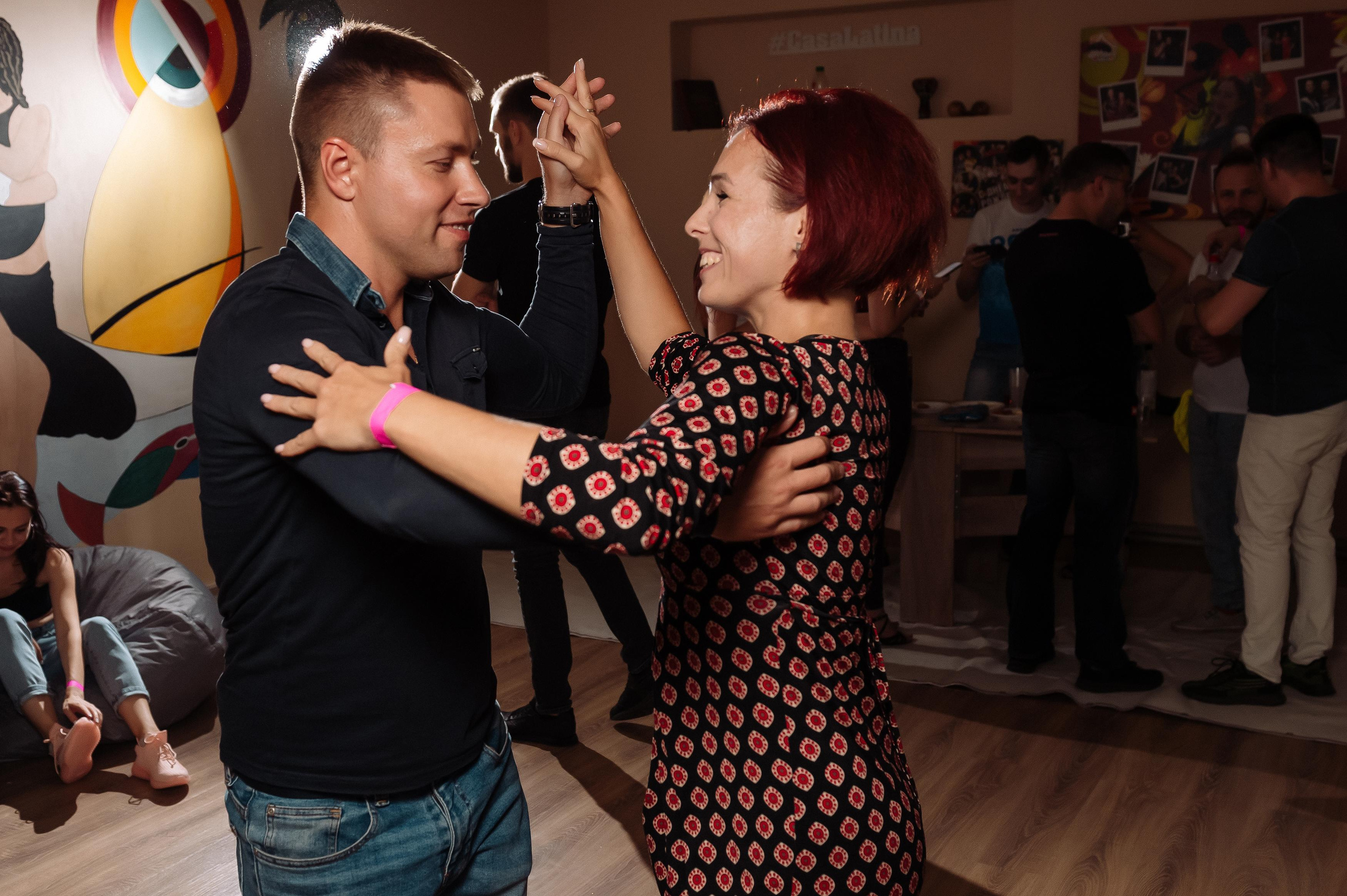 Школа социальных танцев Casa Latina. Репортажный и свадебный фотограф в Курске Борис Захарчук