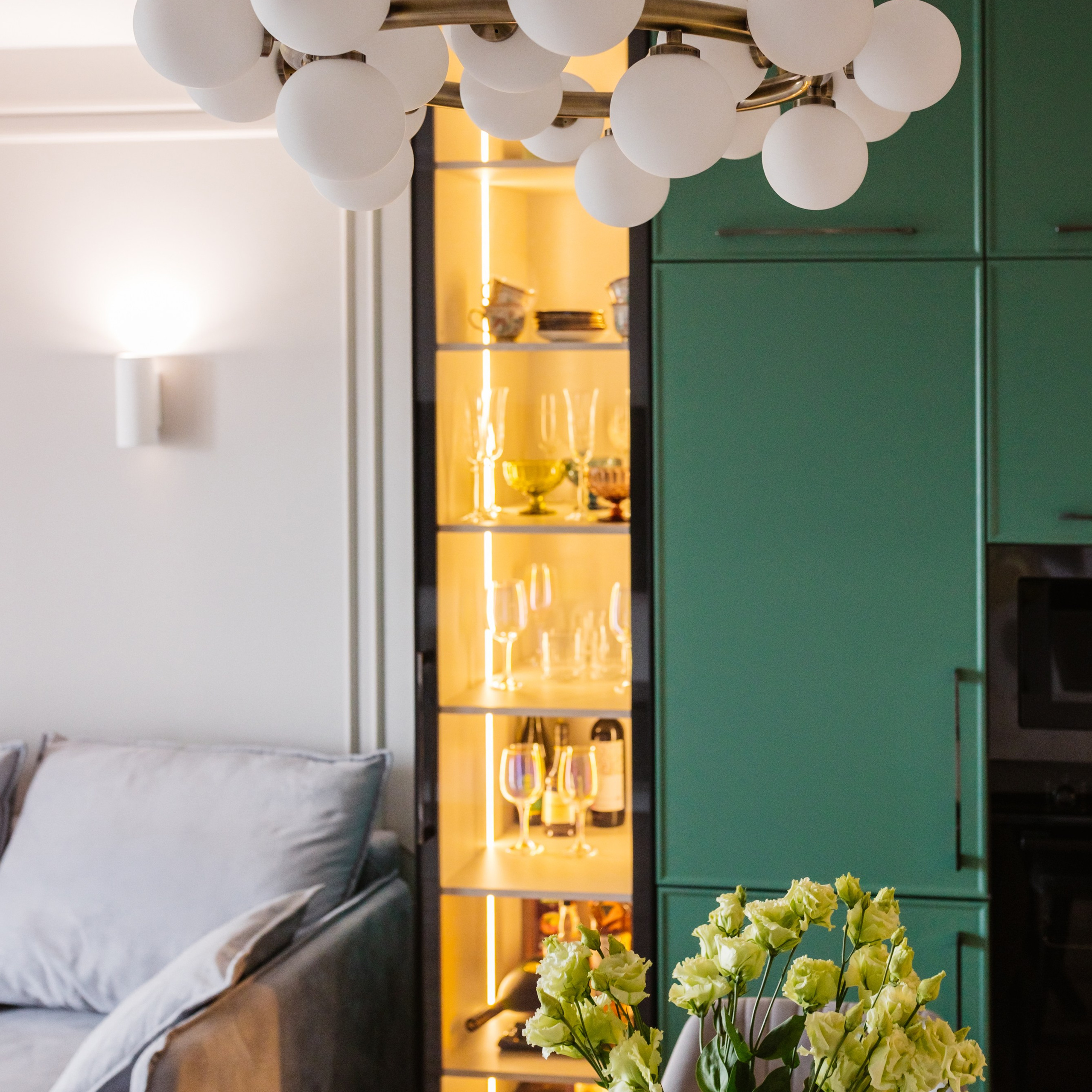 Дизайн интерьера квартир домов и общественных помещений, семейная студия Татьяна и Александр Бродюк в Санкт-Петербурге