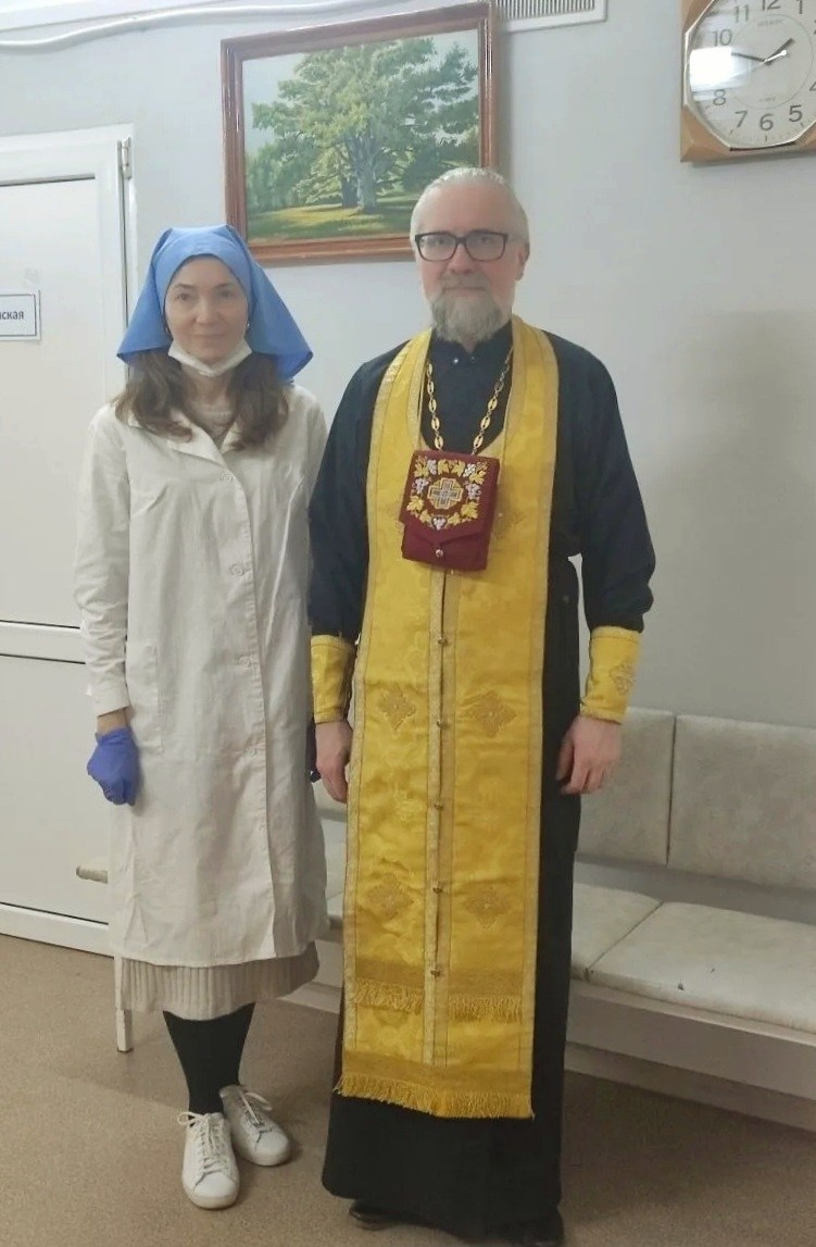 Клирик благочиния посетил больницу. Северное благочиние Саратовской епархии