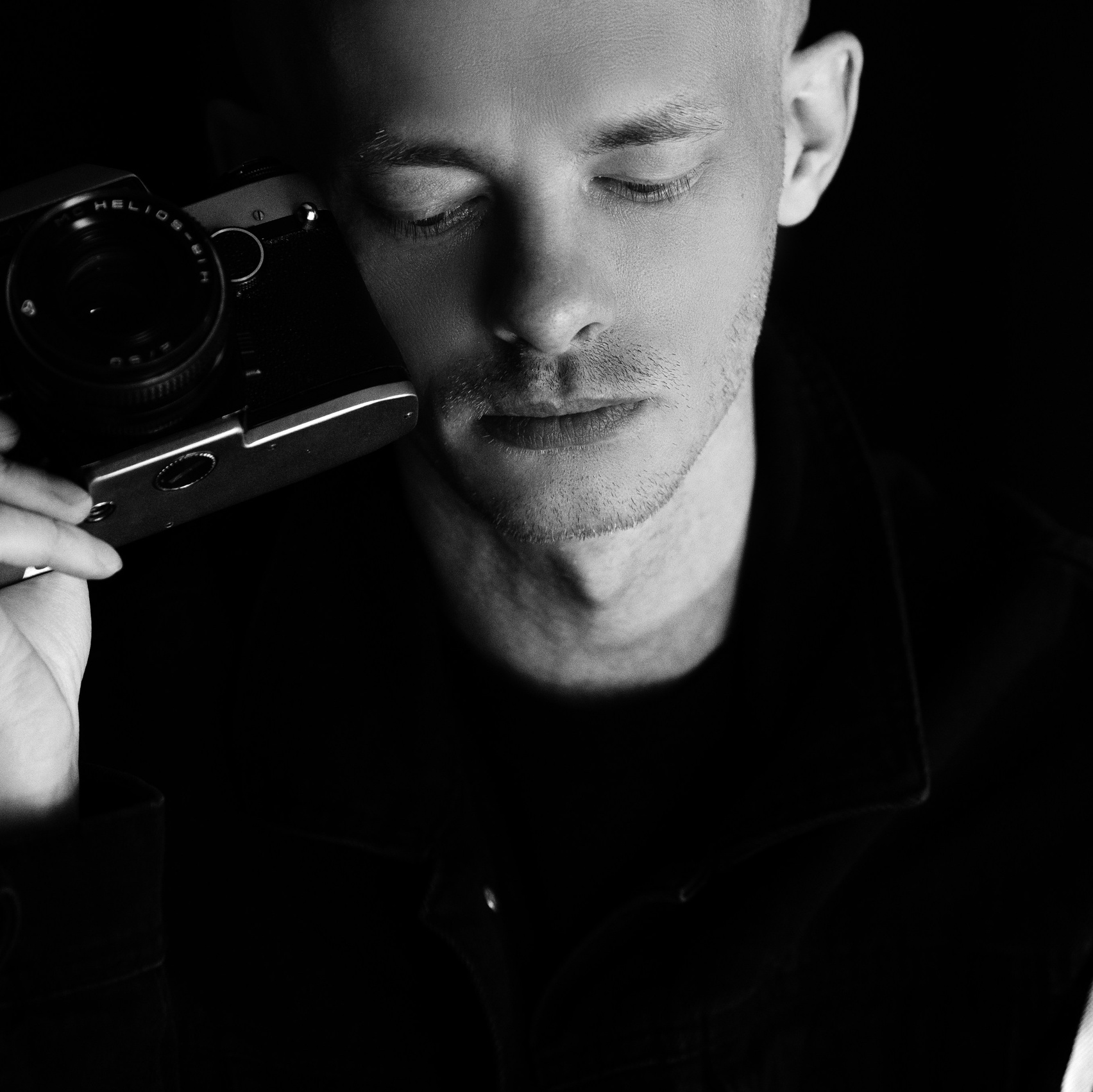 Контакты фотографа Дениса Труфанова в Краснодаре | Забронировать съемку