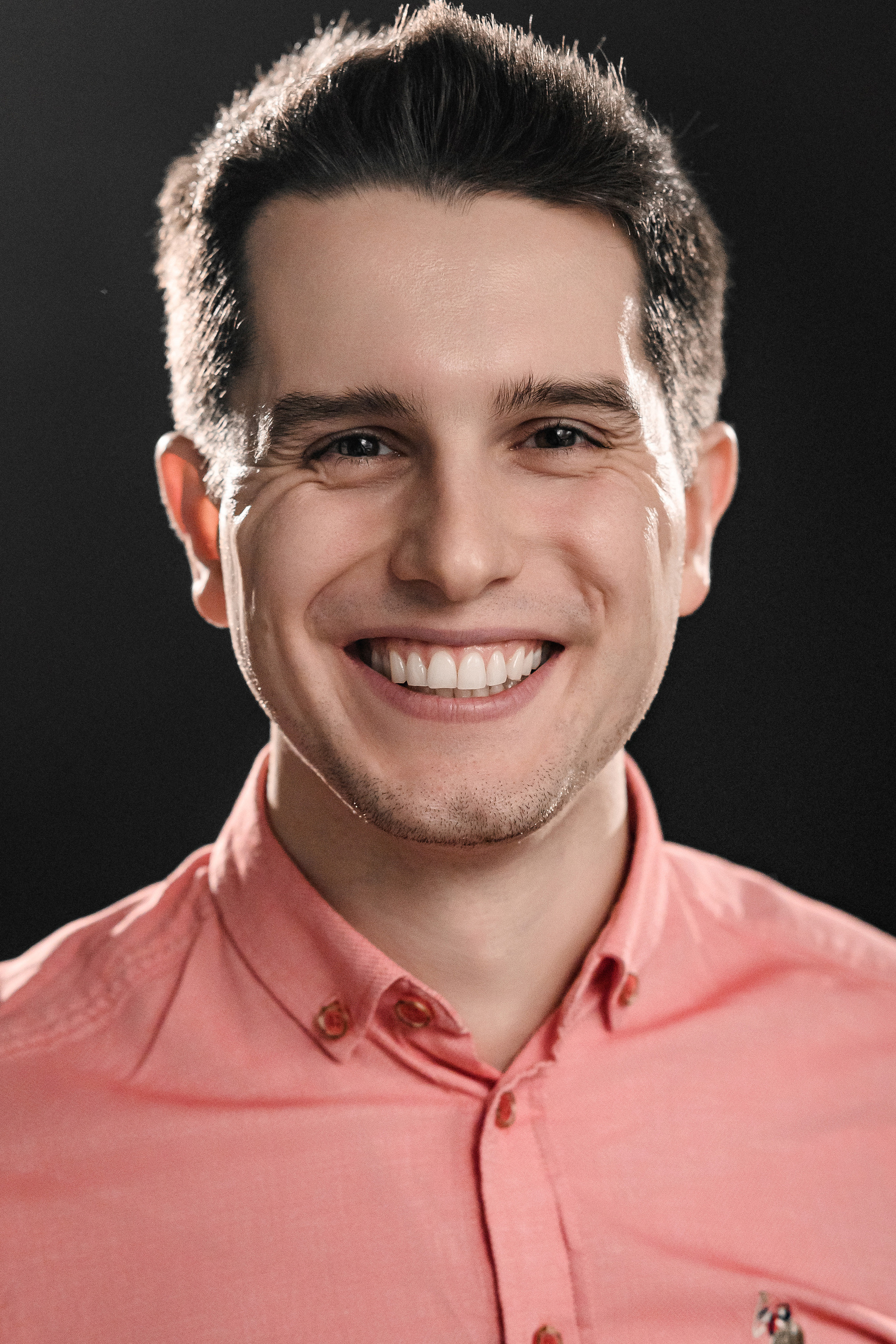 Ведущий Андрей Кислый