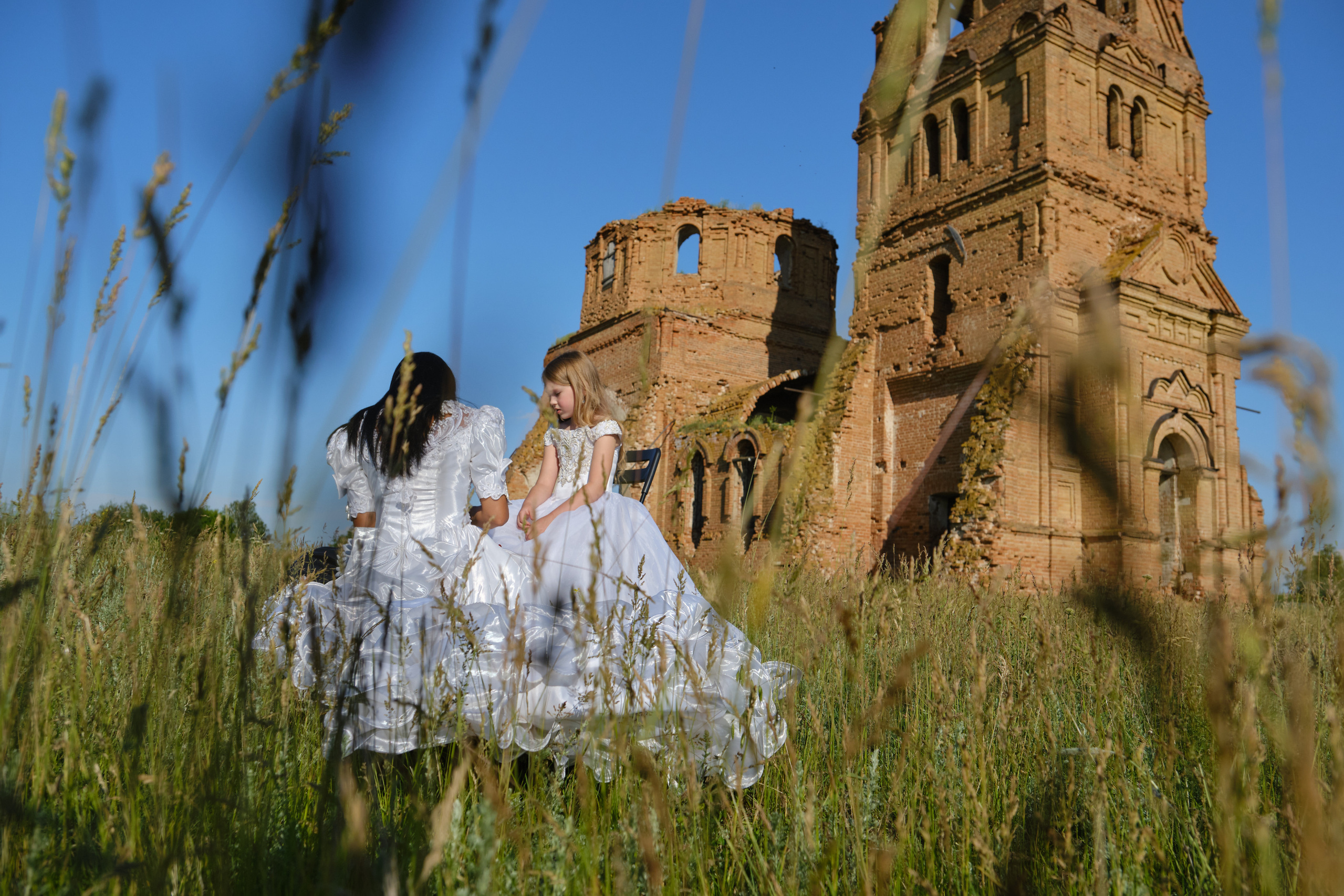 Летняя фотосессия на природе, в лесу, на улице. Семейная с детьми