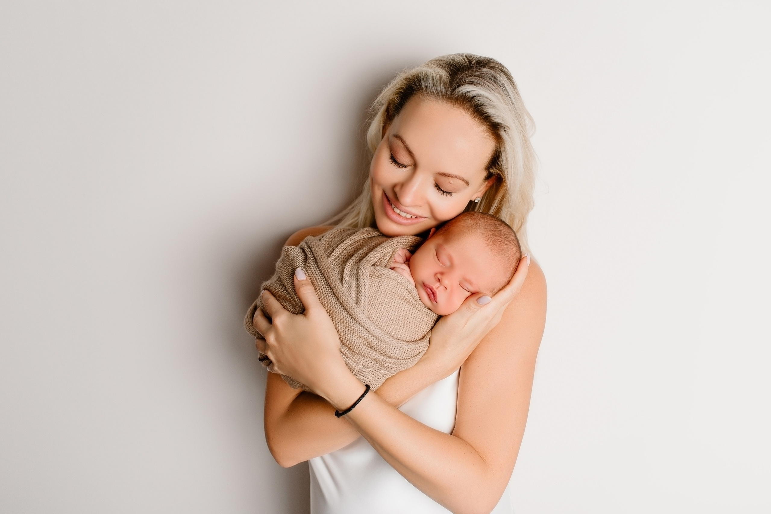 Пакеты и цены. Фотограф новорожденных и семей Юлия Коноплева в Москве