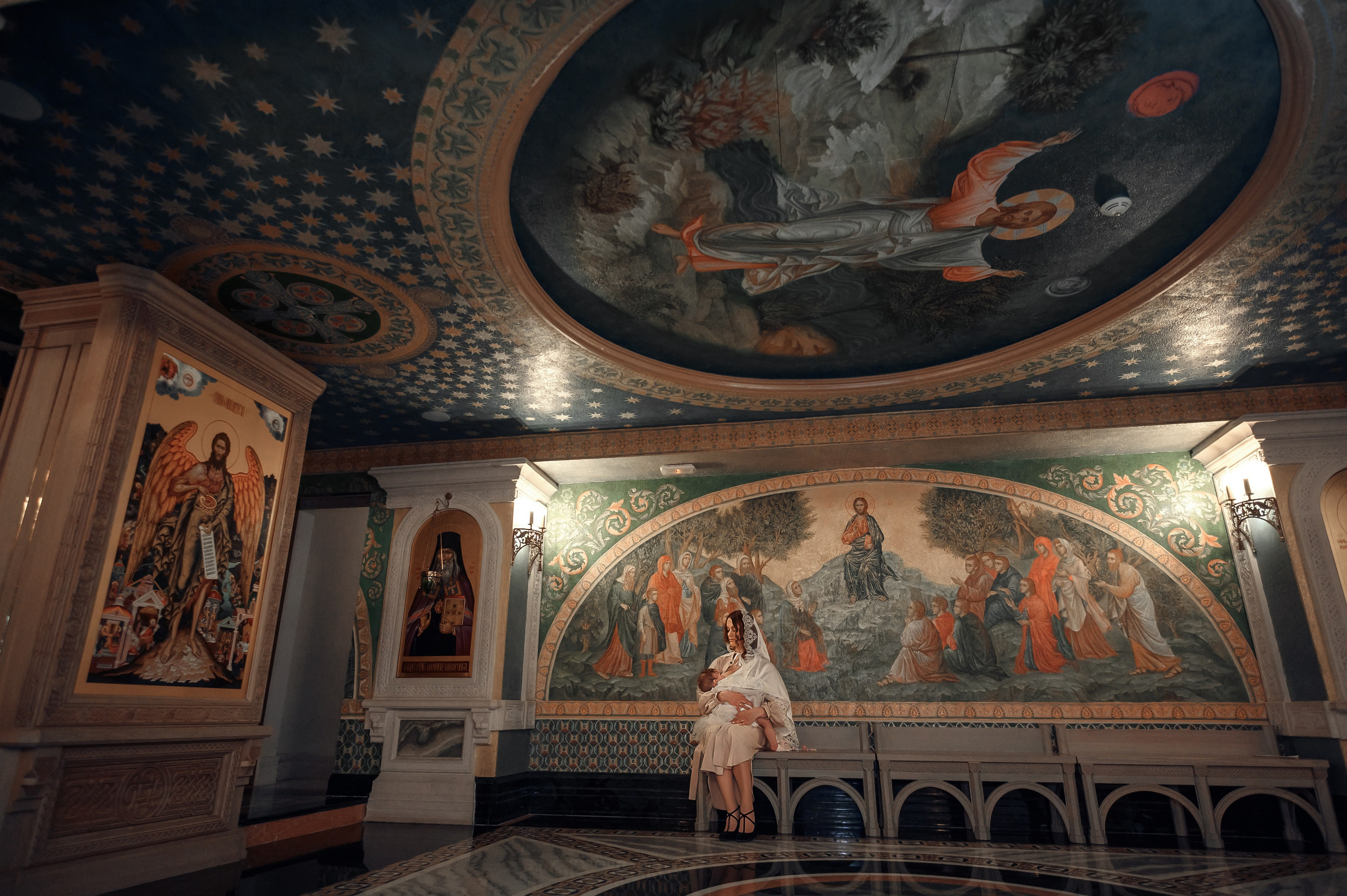 Сретенский монастырь. Видеосъёмка крещения и венчания, Москва и московская область