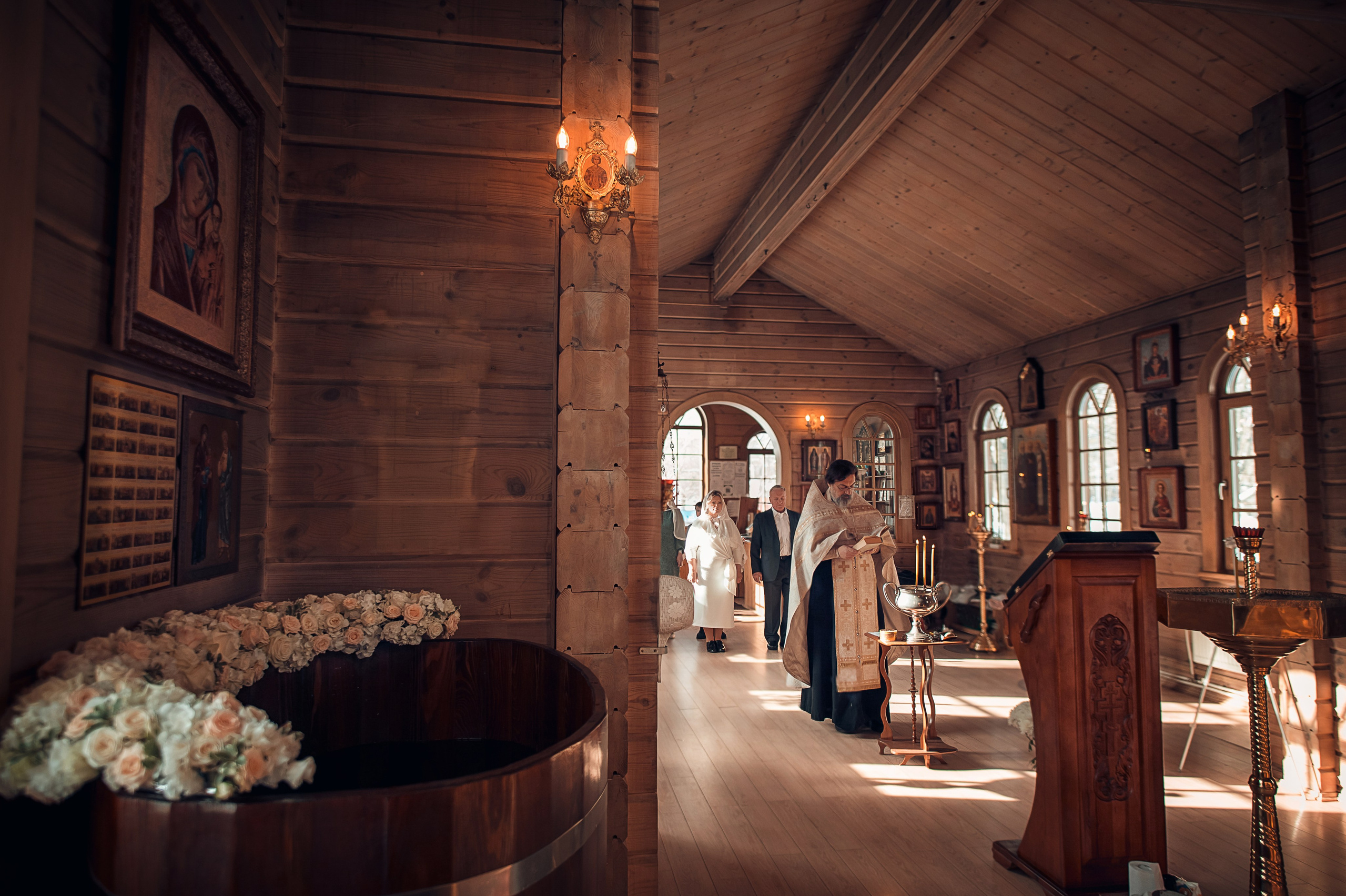 Храм Св. Феодора Ушакова в Новогиреево. Видеосъёмка крещения и венчания, Москва и московская область