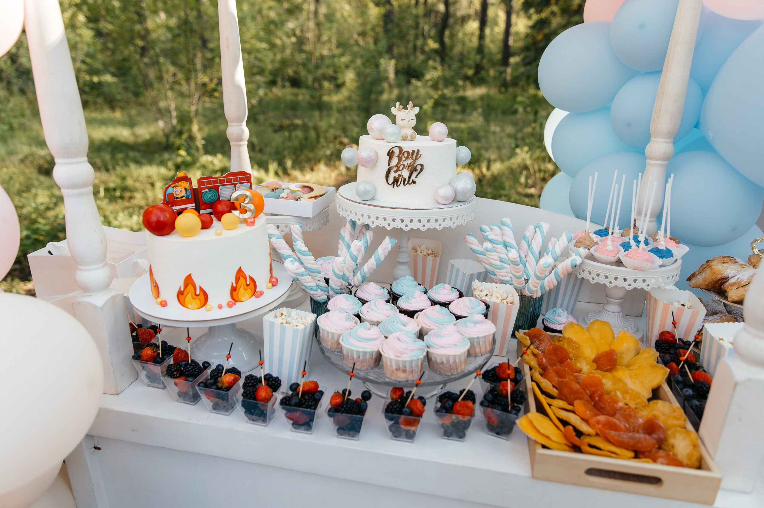 Летняя веранда. ЛЕСОПАРК | Загородное кафе