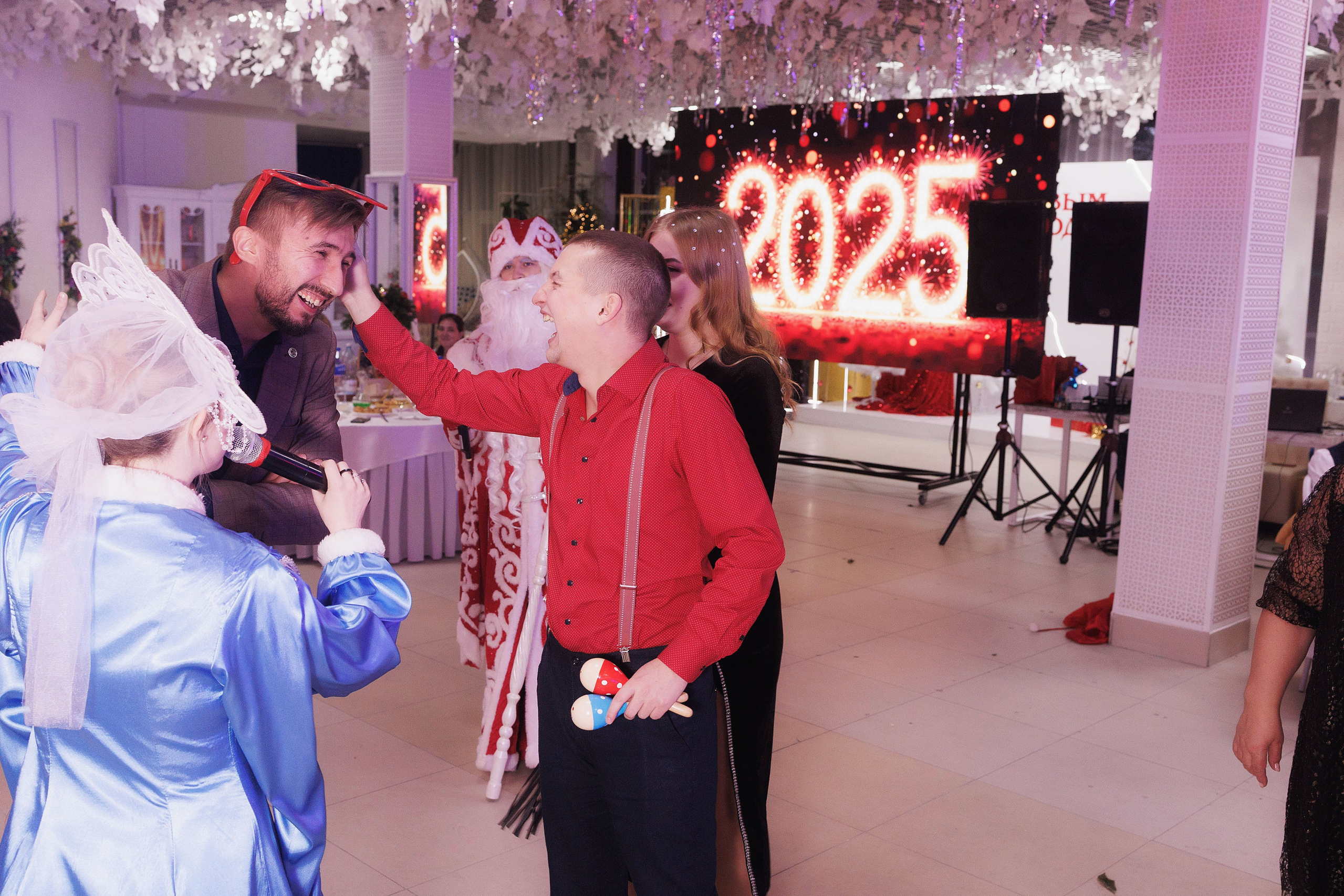 Новогодняя фотосессия в Чебоксарах — семейная и репортражная. Портретный и репортажный фотограф в Чебоксарах Андриян Чаркин