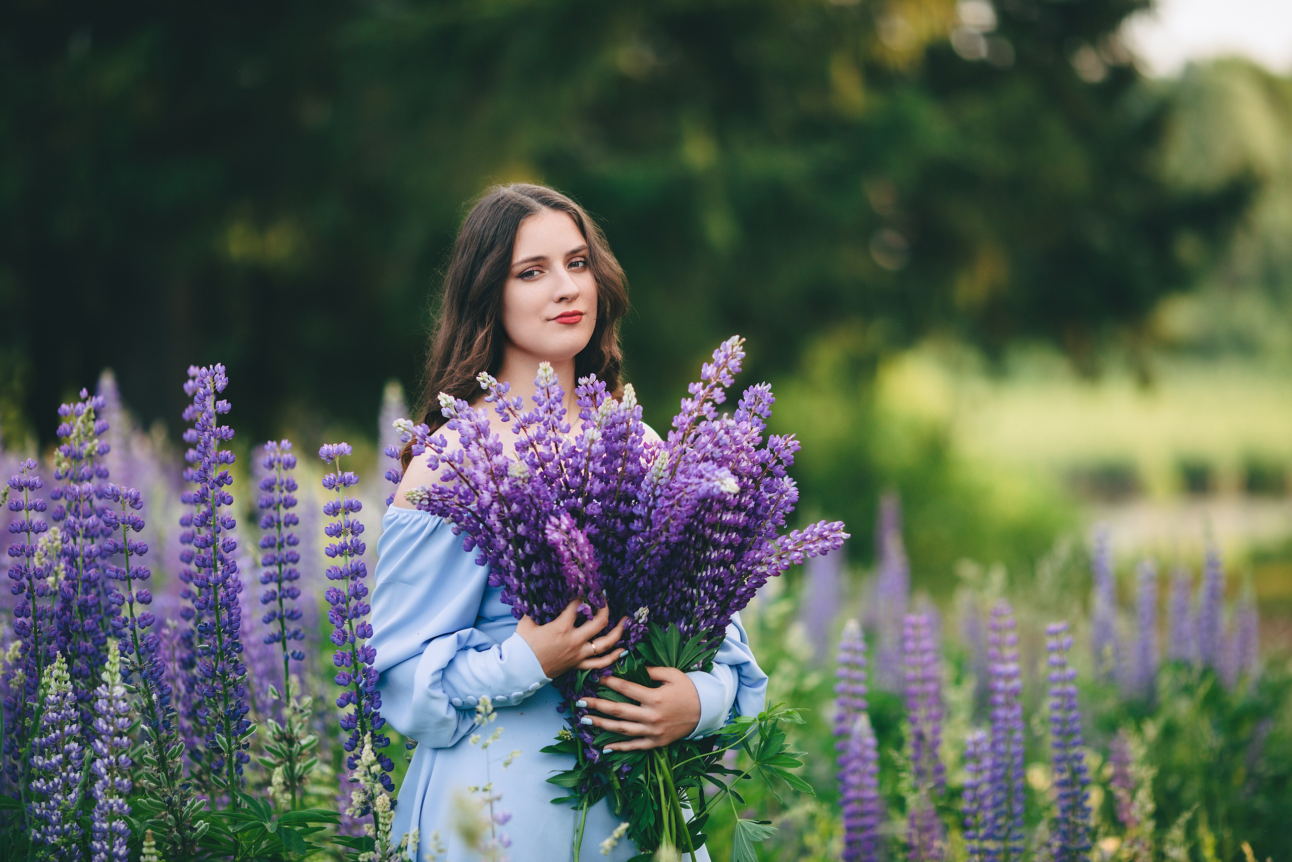 Индивидуальная фотосессия в люпиновом поле за Ижевском. Дима Никитин свадебный и семейный фотограф в Ижевске и Удмуртии с 2007 года