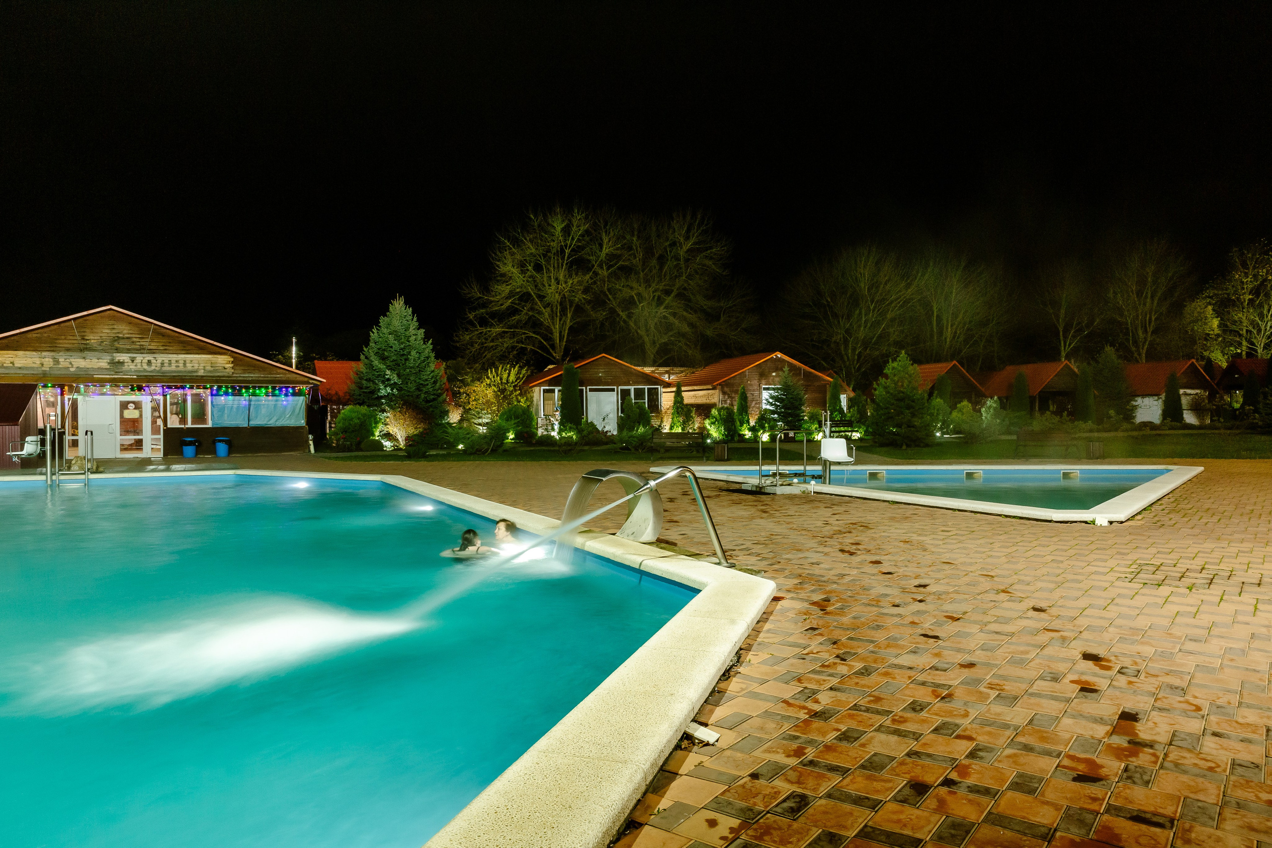 Термальный бассейн зимой