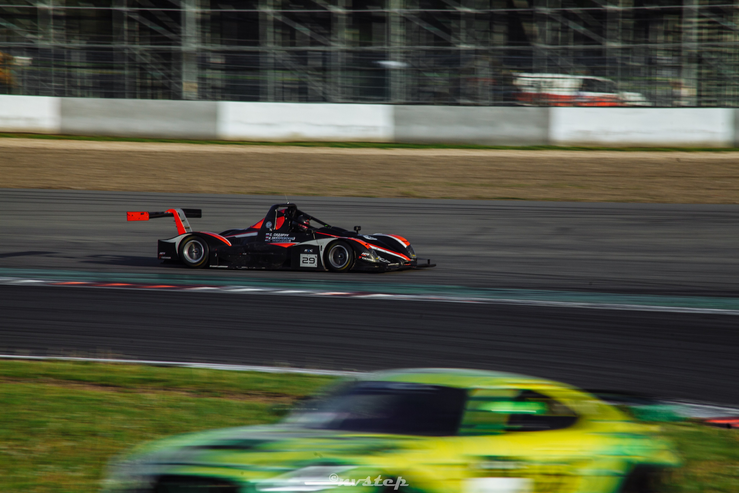 Российская серия гонок на выносливость ярко открыла сезон гонкой Гран-при Авто Mail. Мультижанровый фотограф в Москве Наталия Степанова