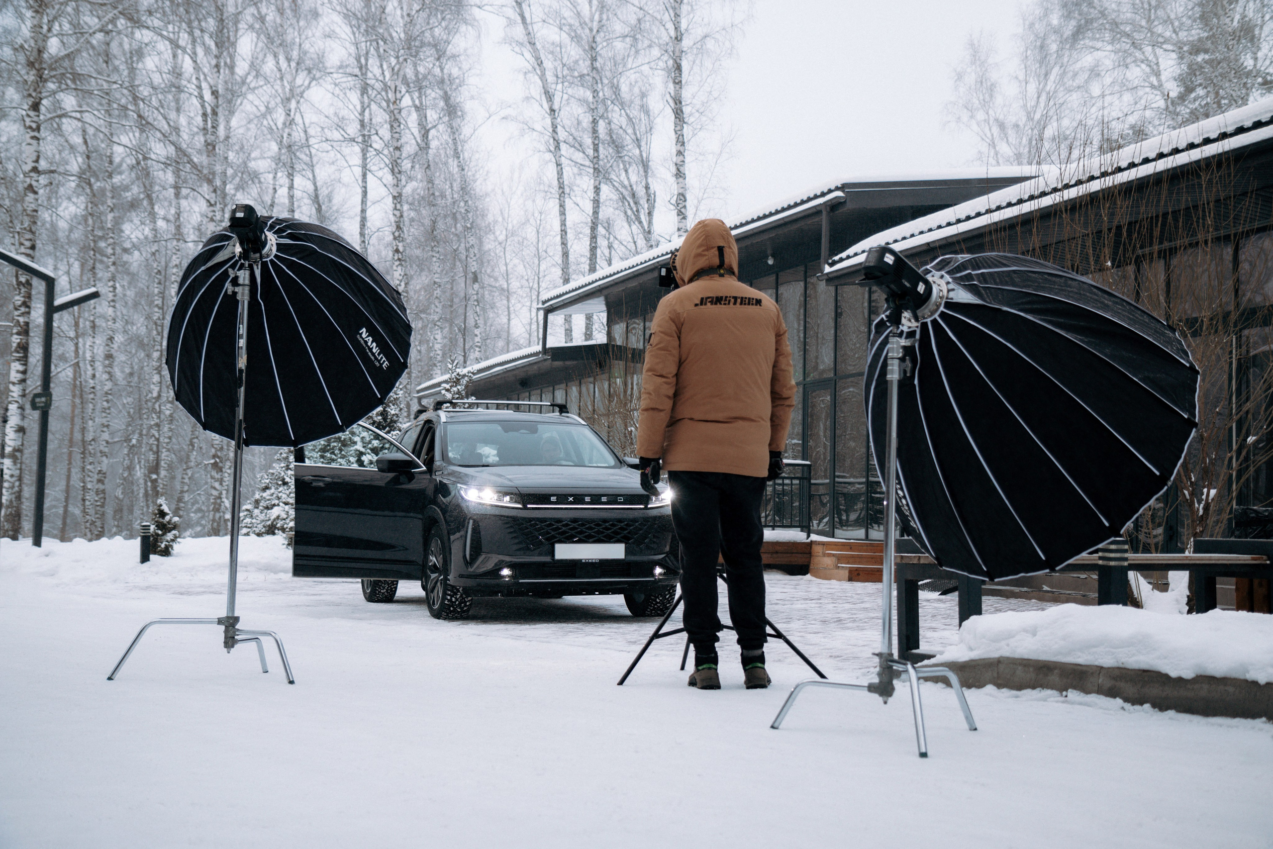 Backstage Exeed Russia. Автомобильный фотограф и видеограф в Новосибирске|Александра Косухина