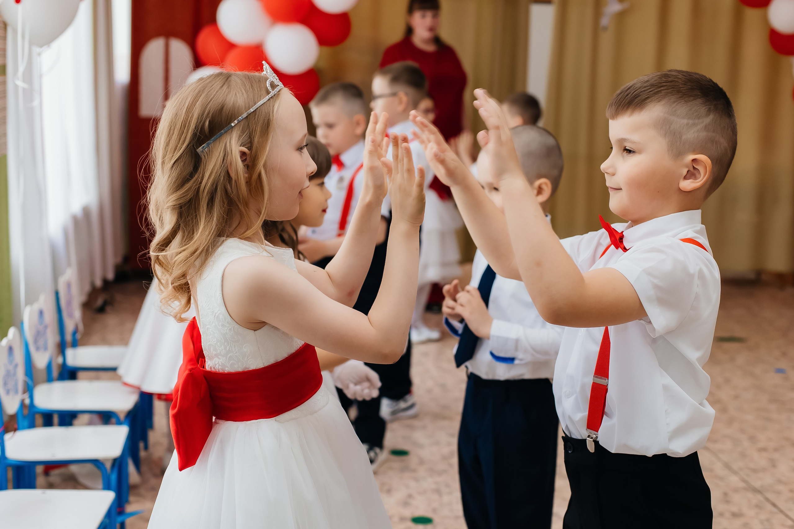 папка-трио выпускной альбом Выпускной альбом Чита, Школа Чита, детский сад Чита, живое фото, выпускной альбом с живыми фотографиями, фотограф на выпускной, стильный современный выпускной альбом Чита, выпускной альбом 9 класс, выпускной альбом 11 класс, выпускной 4 класс, фотограф на выпускной, именные флешки