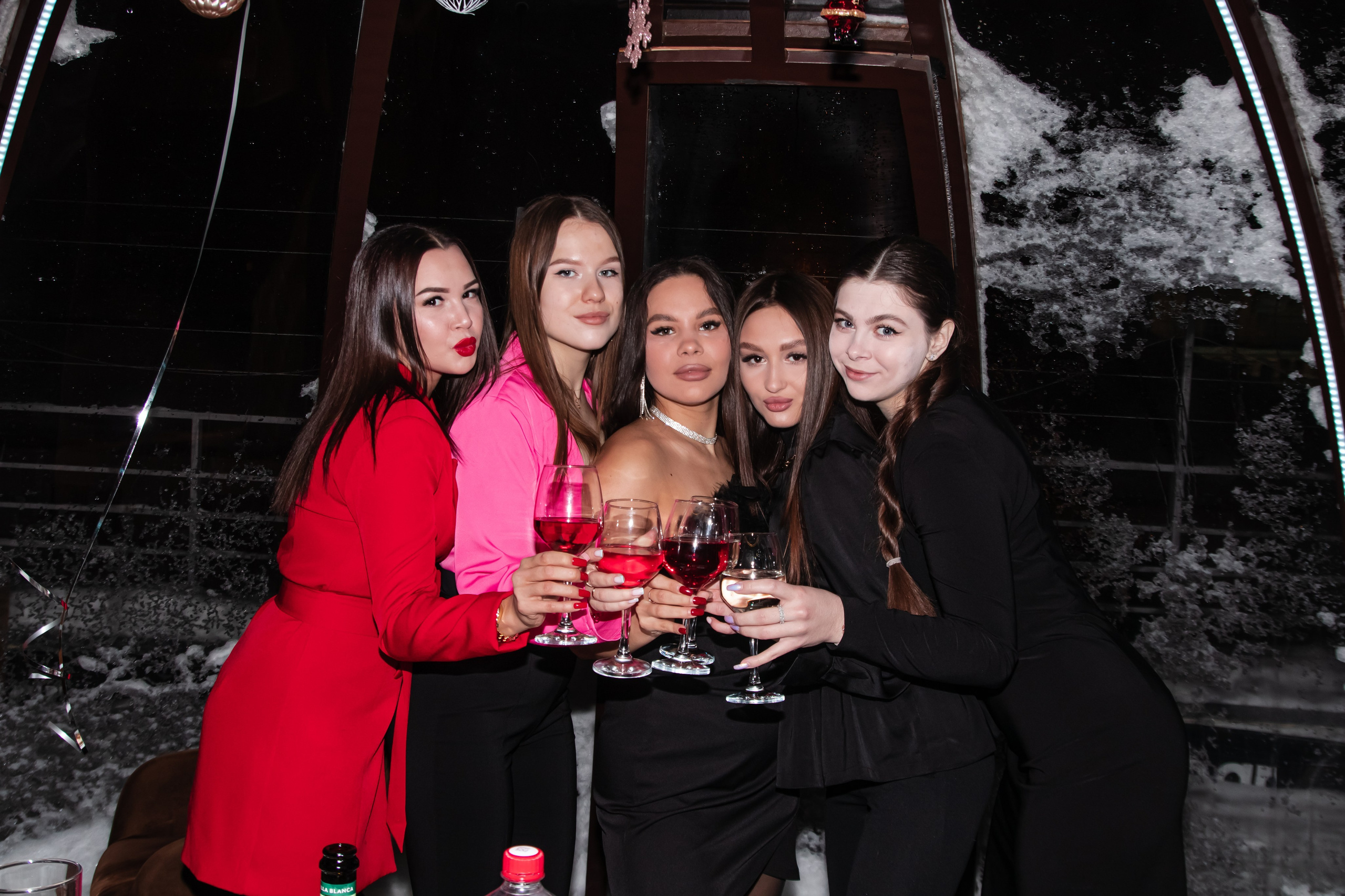 Услуги. Фотограф продюсер съемок Йолдыз Плетнева