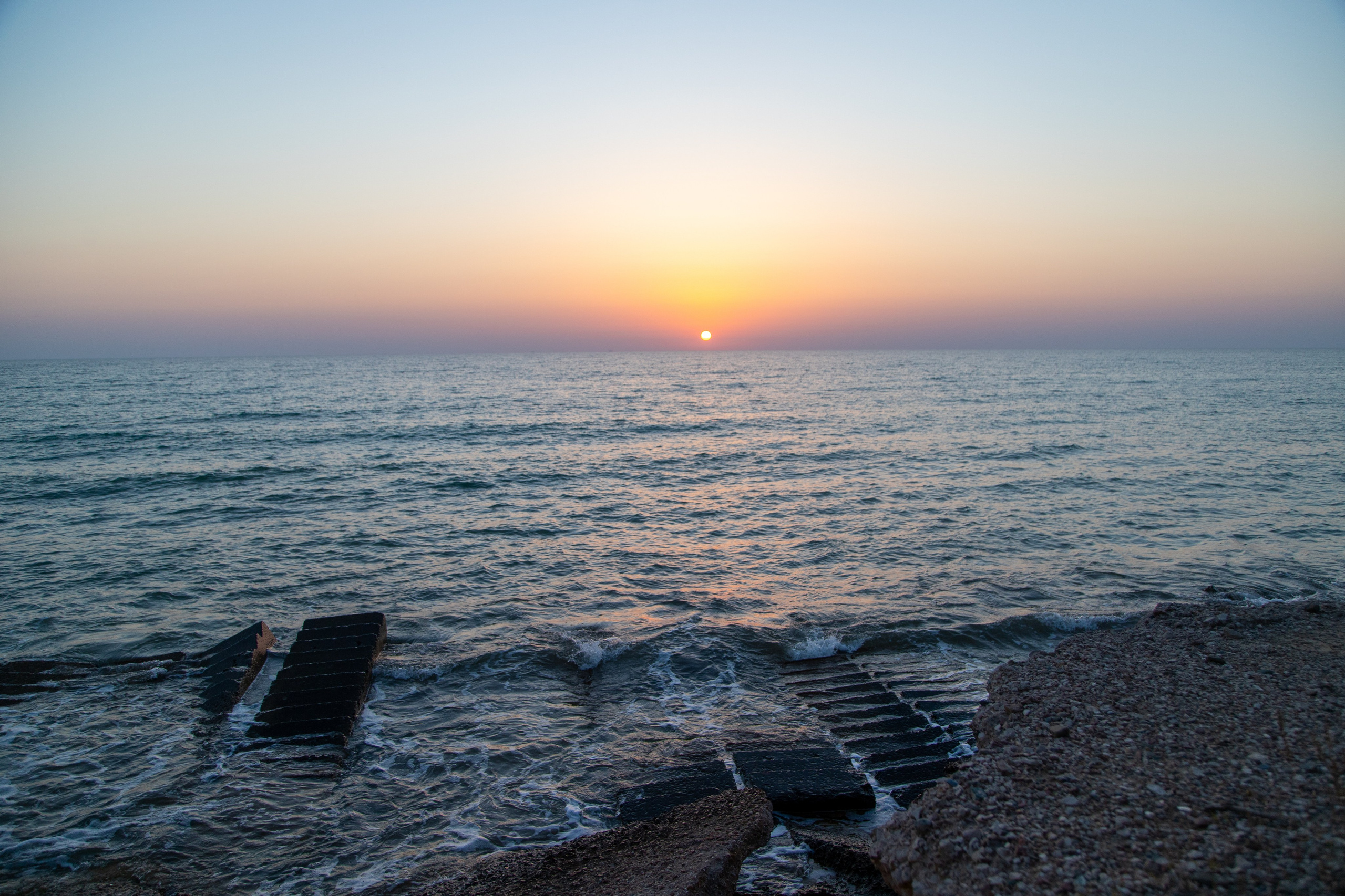 Фотографии природы Крыма из 2021 года. Море, холмы, закаты. Фотограф видеограф широкого профиля Денис Захаров