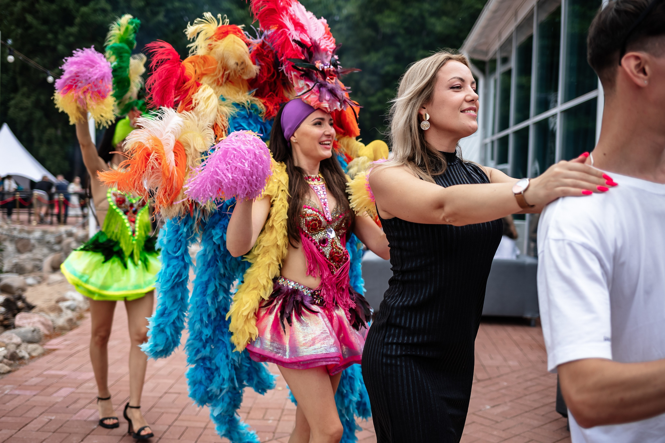 Выездной фотограф на мероприятие в Спб и ЛО 