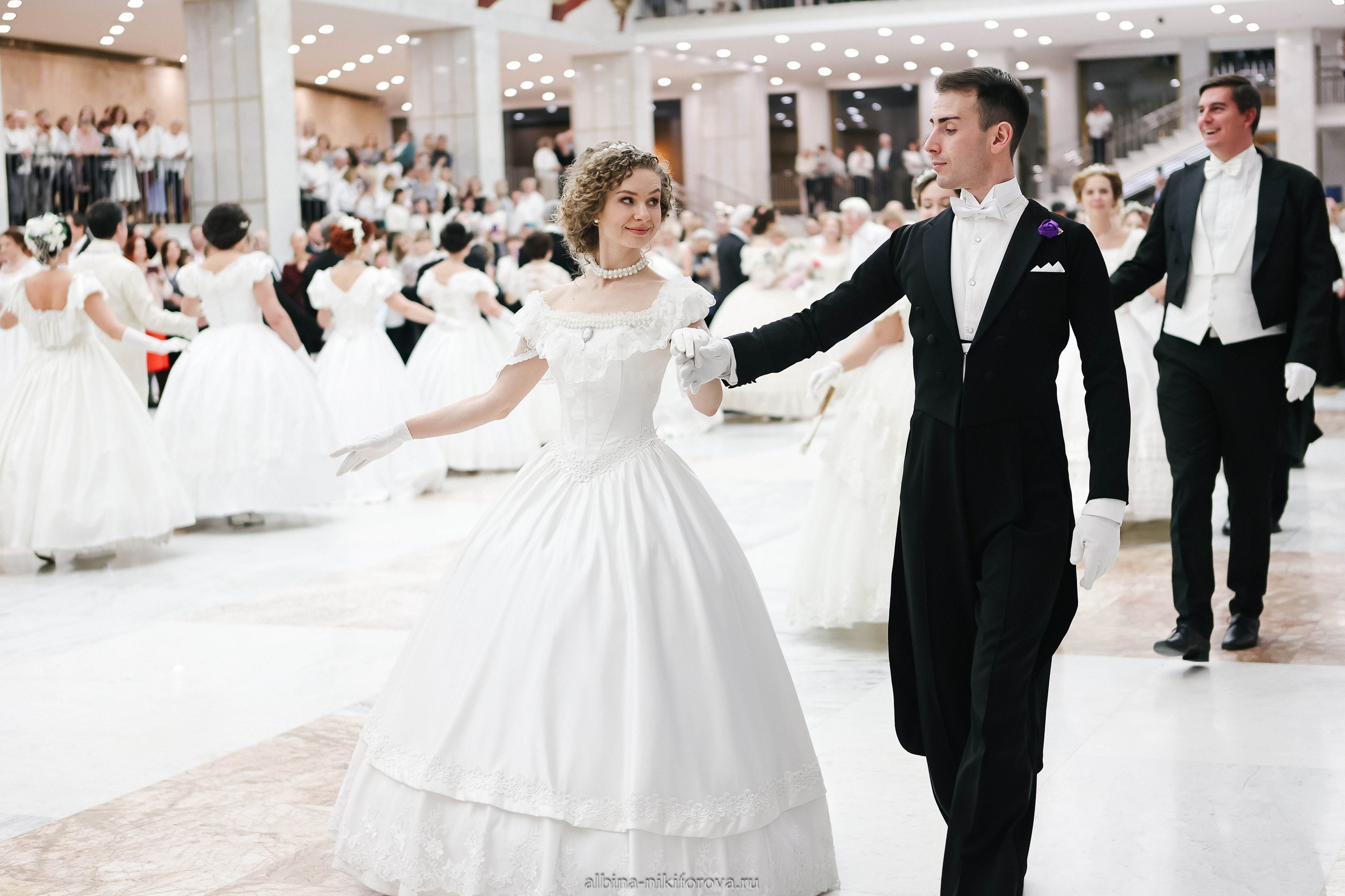 Видеограф. Фотограф для вас и вашего бизнеса в Москве Альбина Никифоров