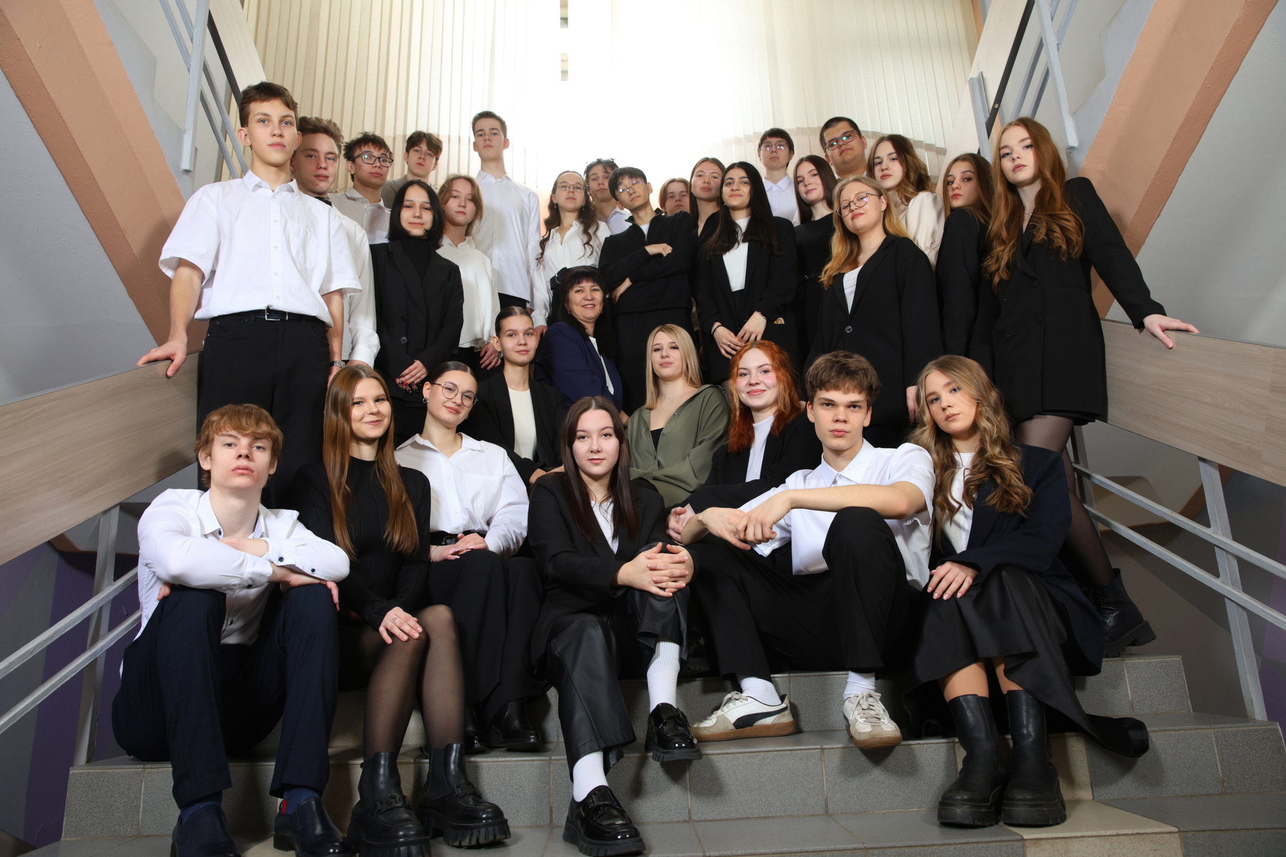 AlbomKras -выпускные альбомы Красноярска с авторским дизайном и качественной фотосъемкой! ⭐⭐⭐⭐⭐ 5.0