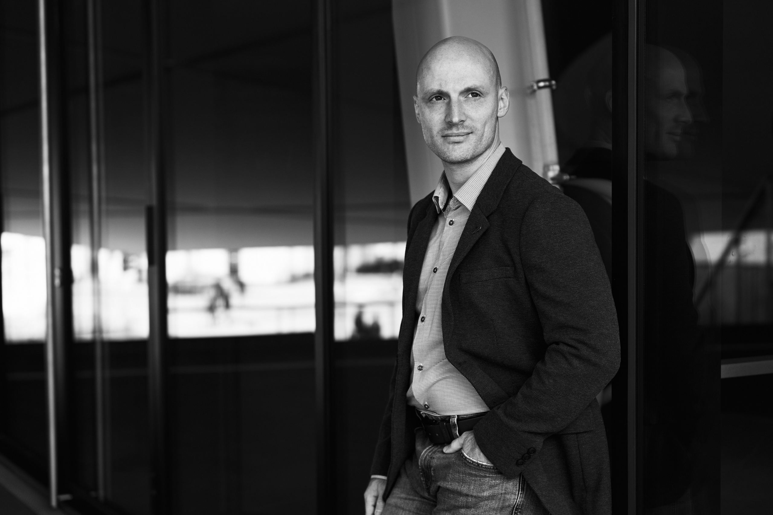 Linkdin. Photographer and videographer Valeria Lisauske