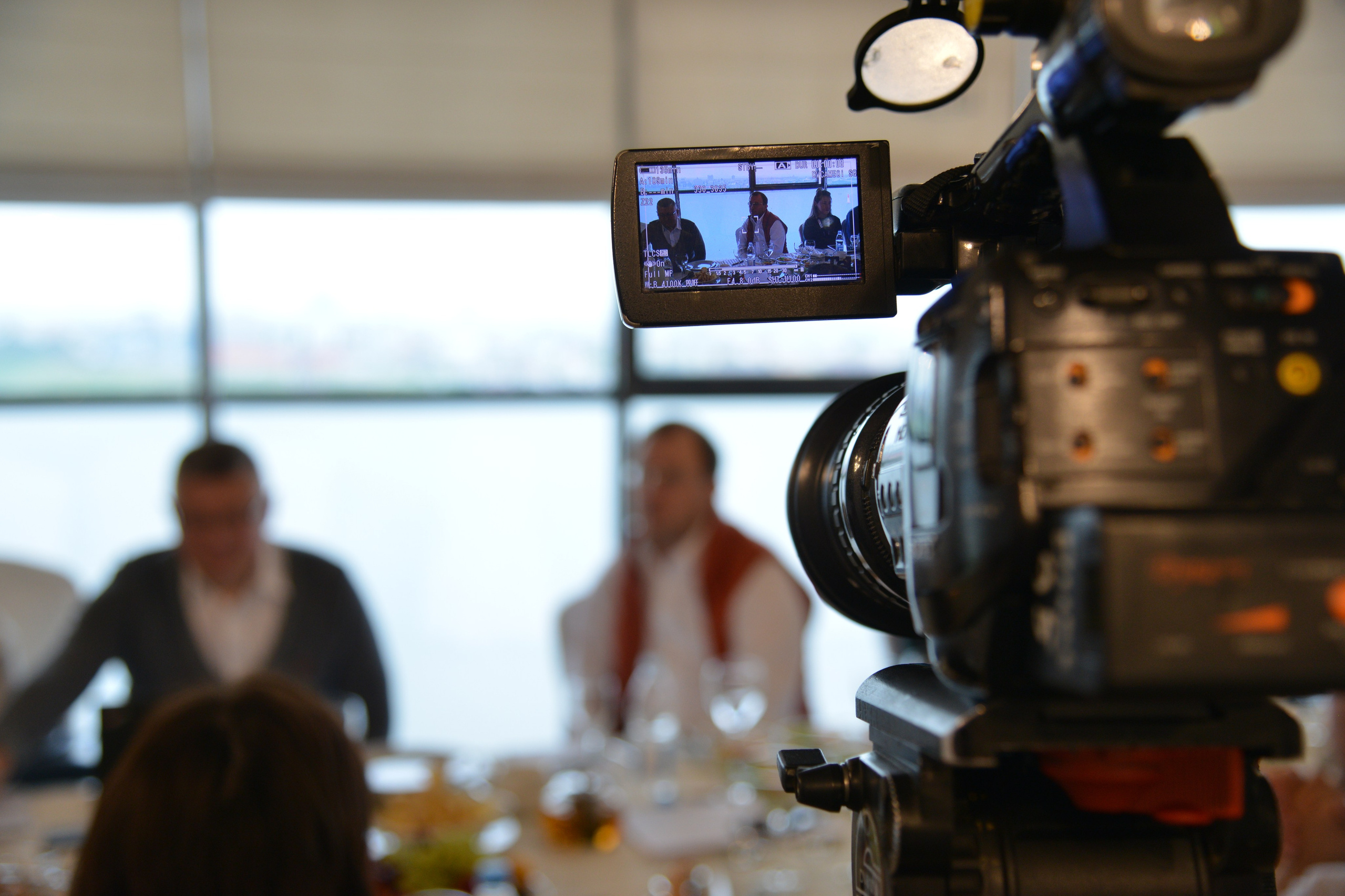 СТОИМОСТЬ. Авиационный фотограф. От прошлого к будущему авиации через фотографию