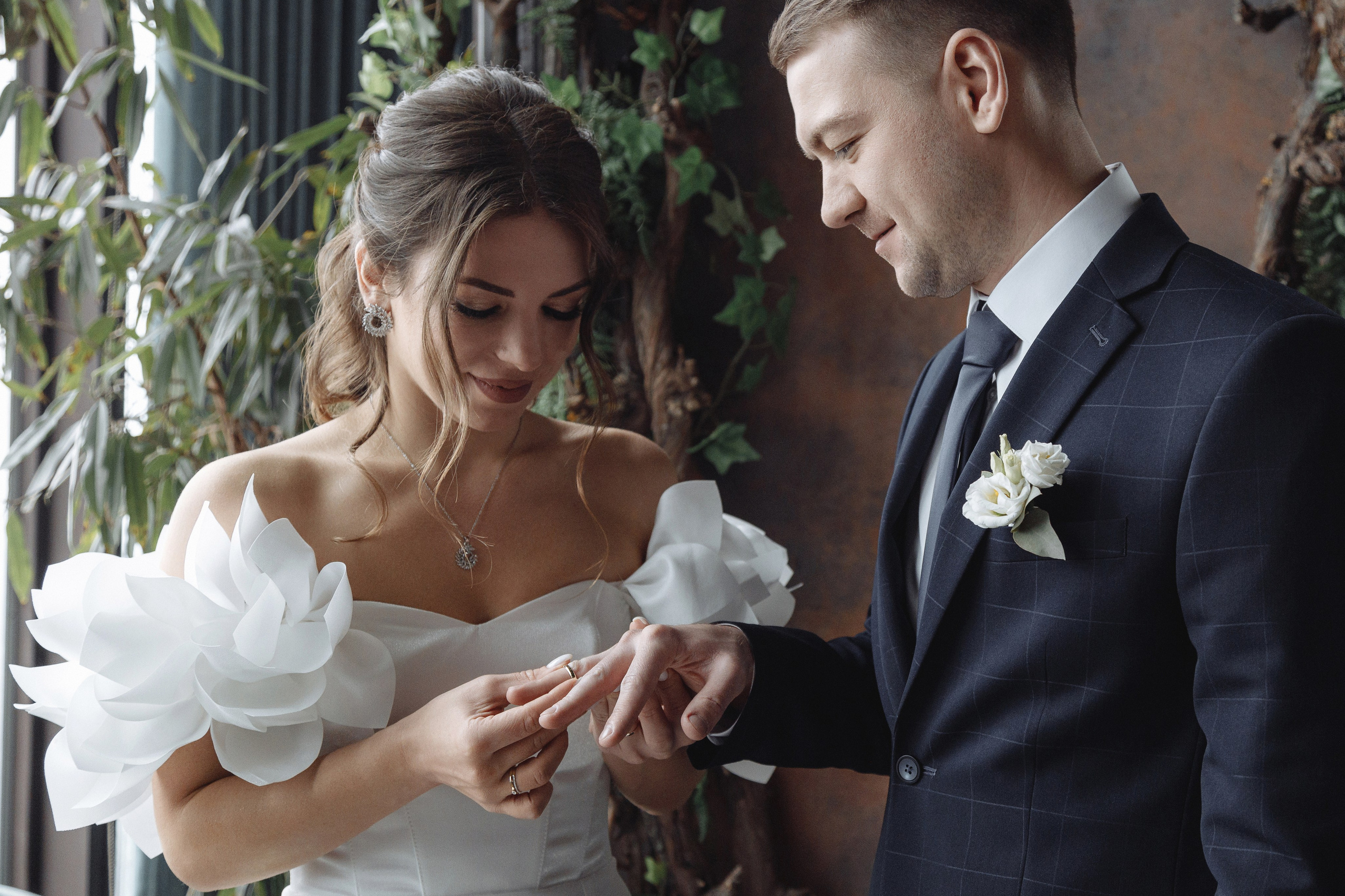 Выездная регистрация брака в Москва-Сити башня Око ресторан Birds, фото со свадьбы