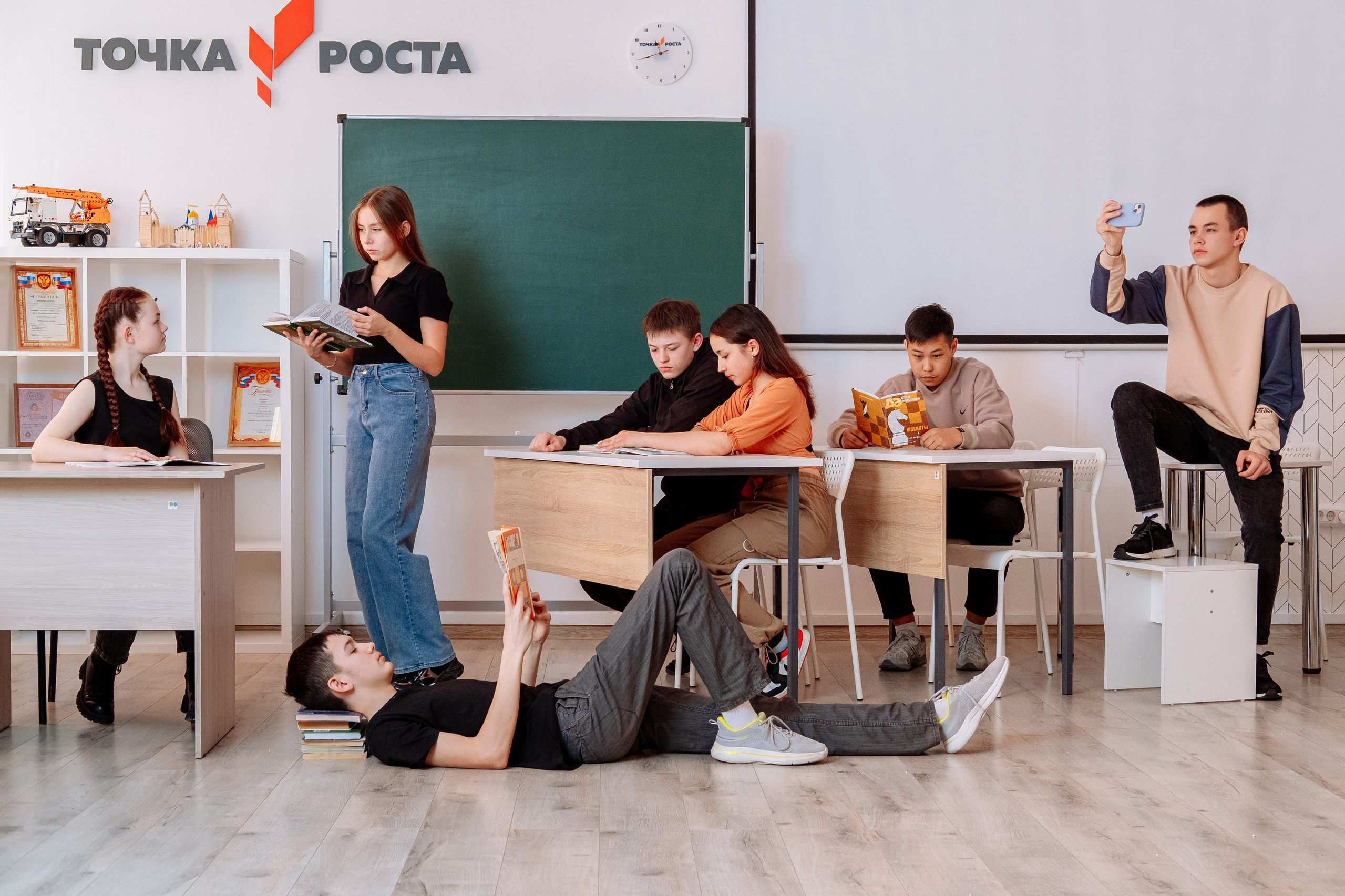 Готовимся к съёмке в школе или детском саду. Выпускные альбомы от команды Елены Бурковой