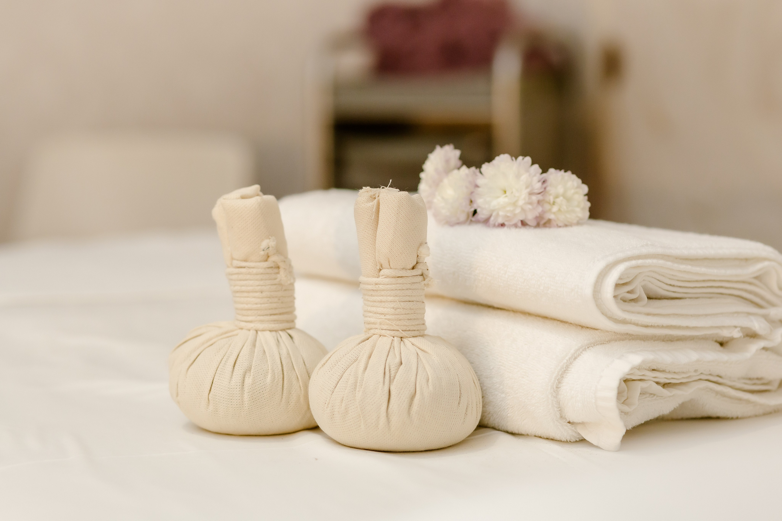 Массаж на термальном источнике СПА