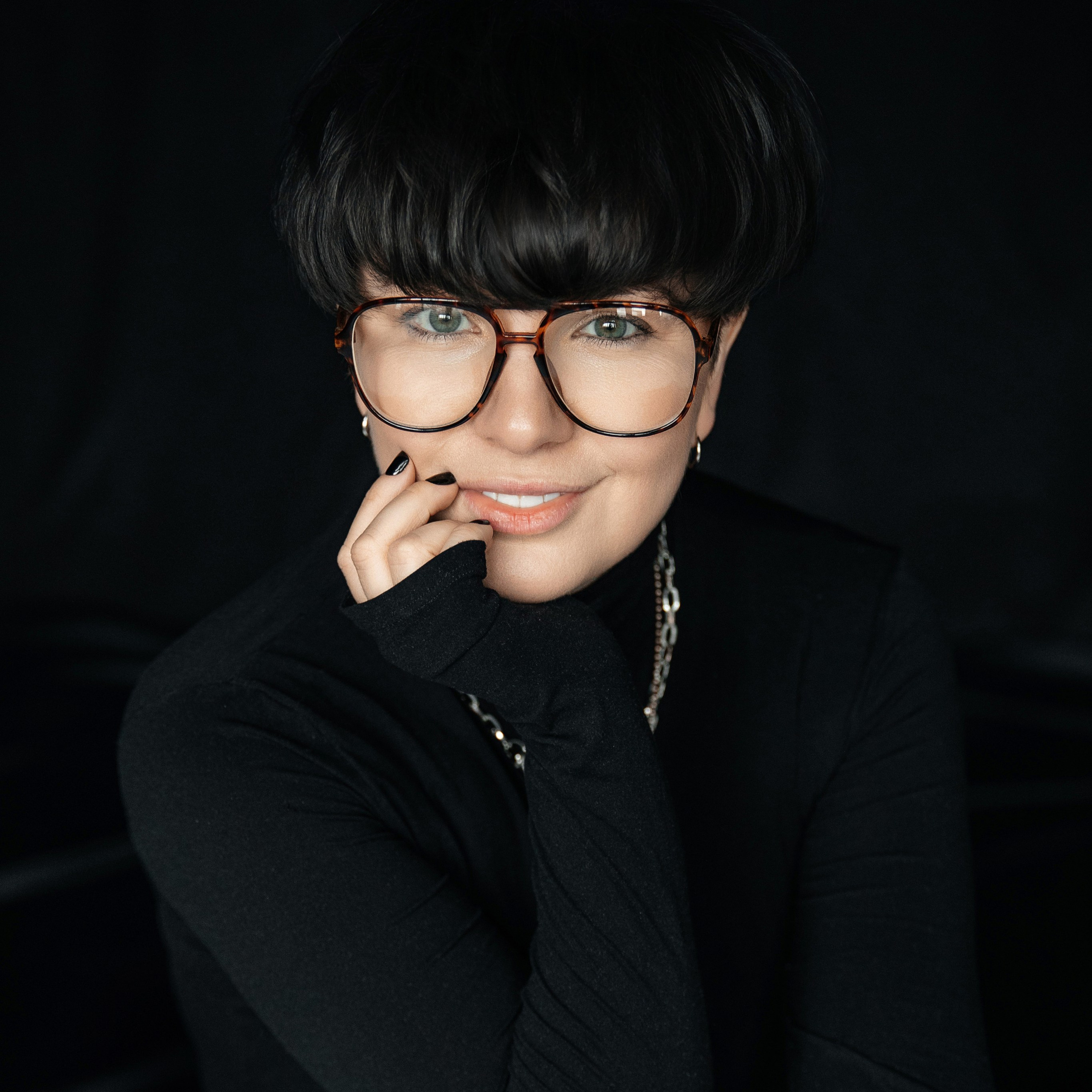 CONTACTS. Фотограф Анжелика Кварц. Санкт-Петербург, Wedding Photographer in Spain, France, Italy, Montenegro