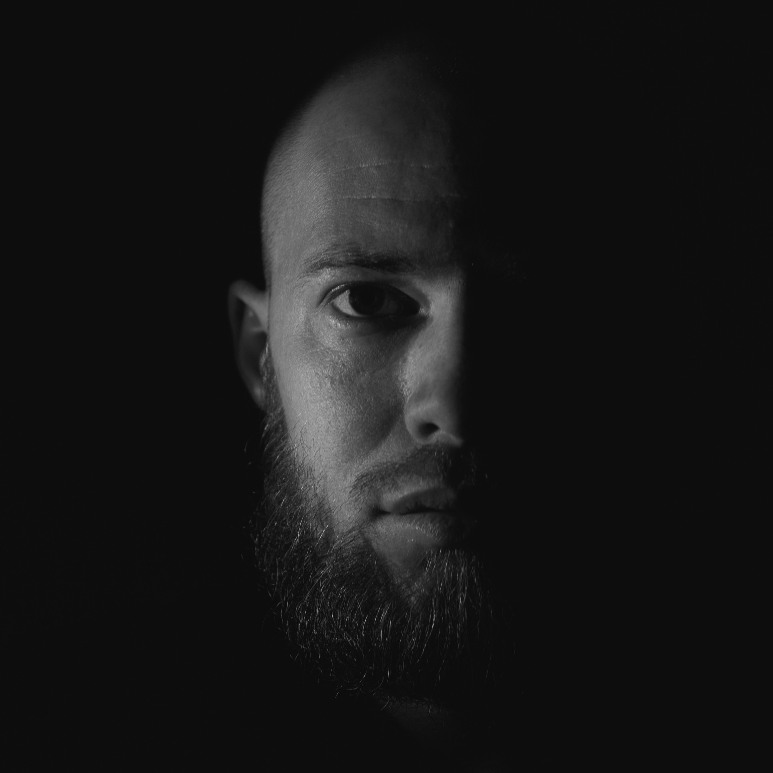 Портретный и автомобильный фотограф в Санкт-Петербурге Евгений Черепанов