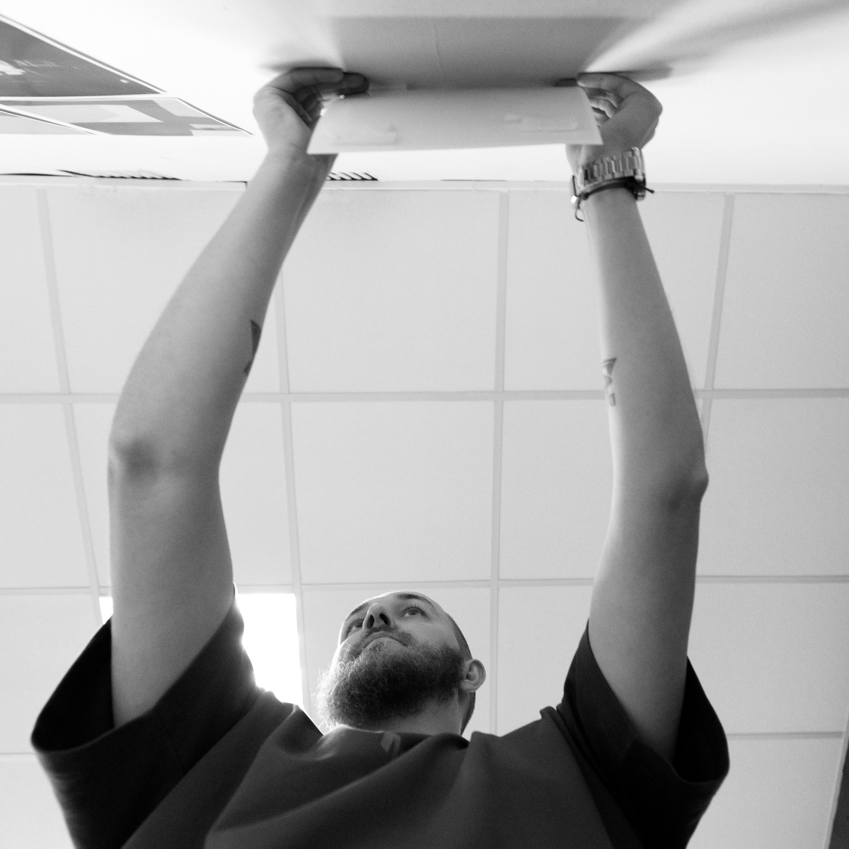 Контакты. Фотограф Павел Подшивалов