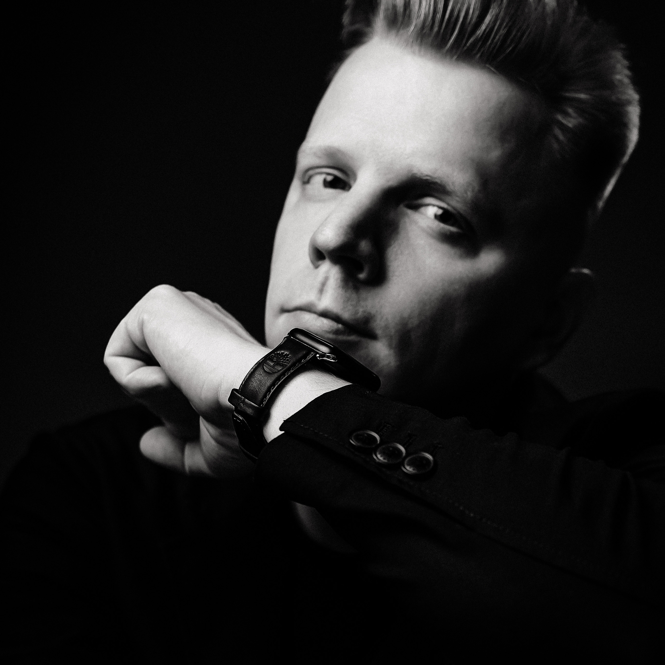 Контакты. Фотограф на свадьбу корпоратив репортаж Артем Бочаров Москва