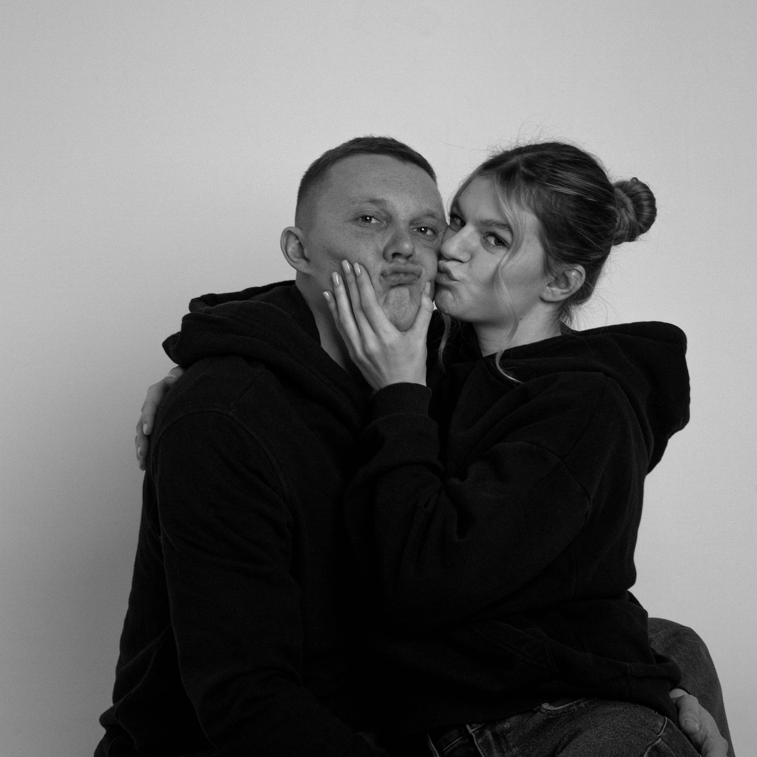 Услуги. Портретный и семейный фотограф в Новосибирской области. Работаю за улыбки клиентов :)