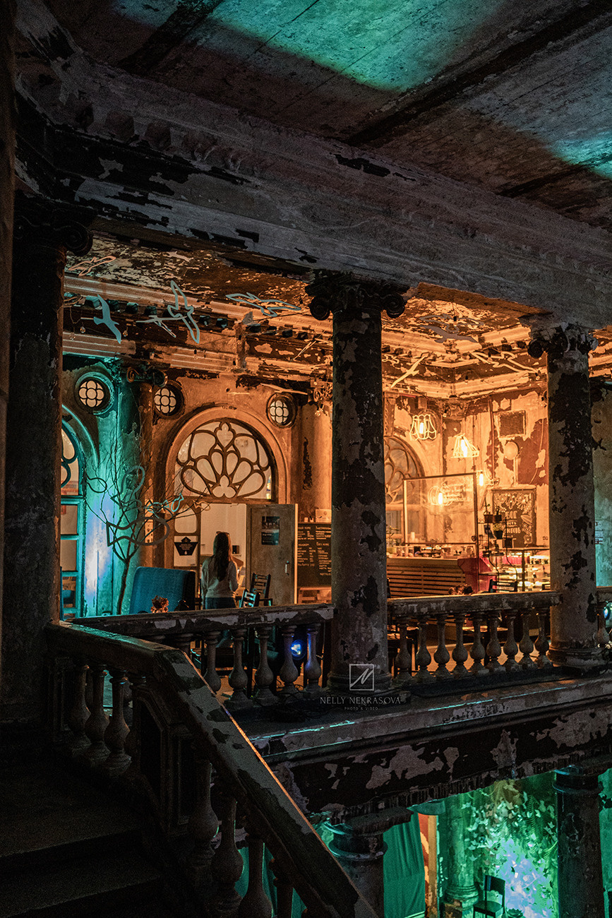 Анненкирхе —одно из самых атмосферных пространств Петербурга. Фотограф и искусствовед в Туле и Санкт-Петербурге Нелли Некрасова